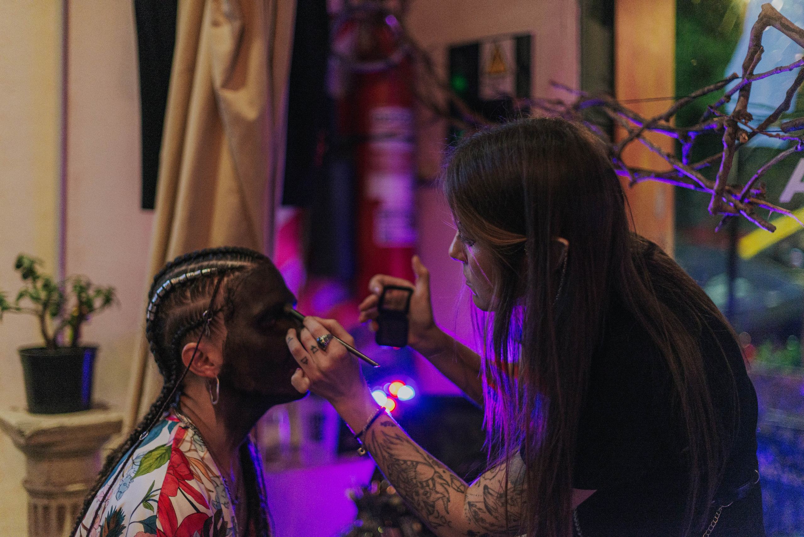 Ladno.cooperativa. Photographer @elmirkami in the city of Buenos Aires