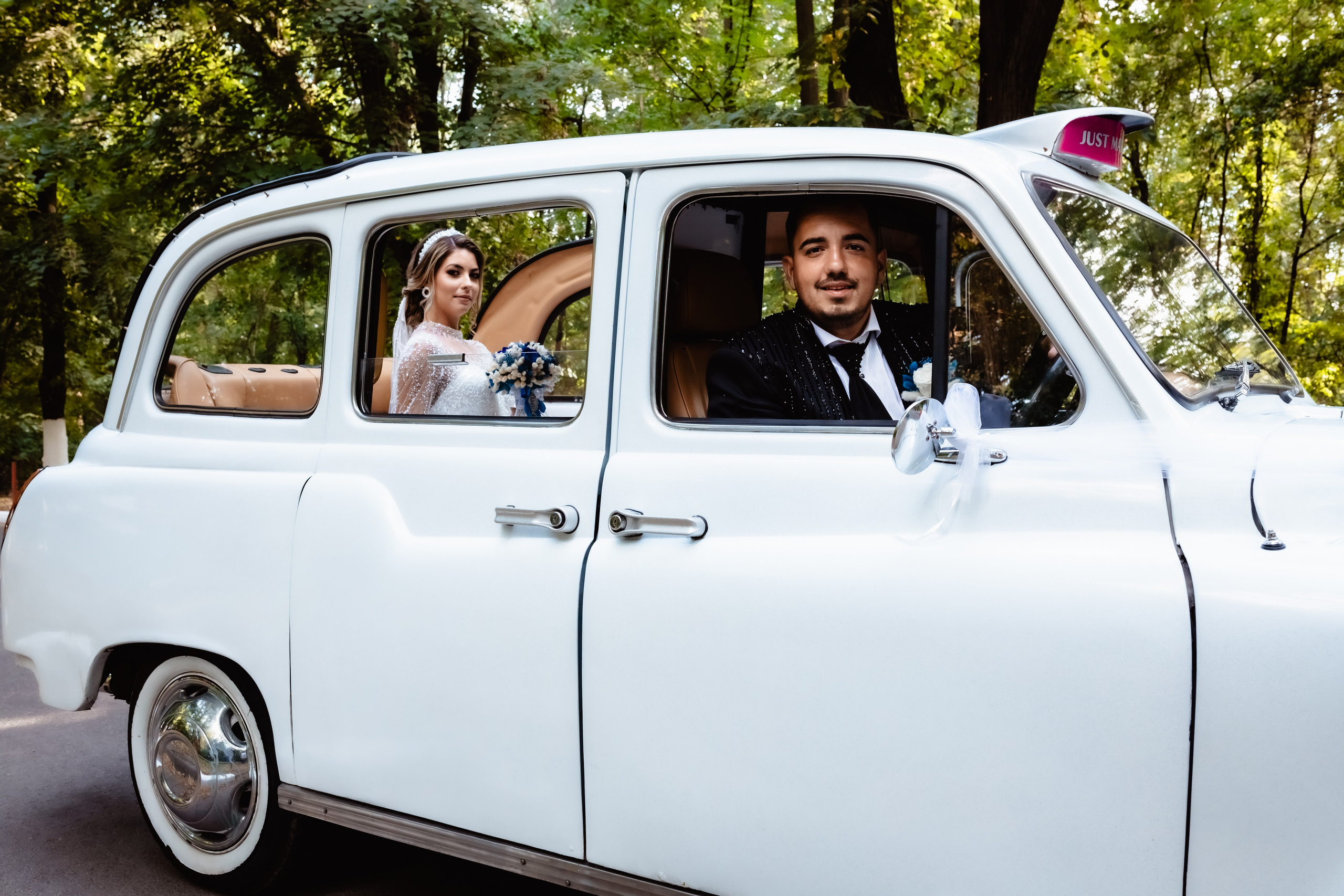Mireasa in cimitir. Stefan Teodorescu — Fotograf de Nunta