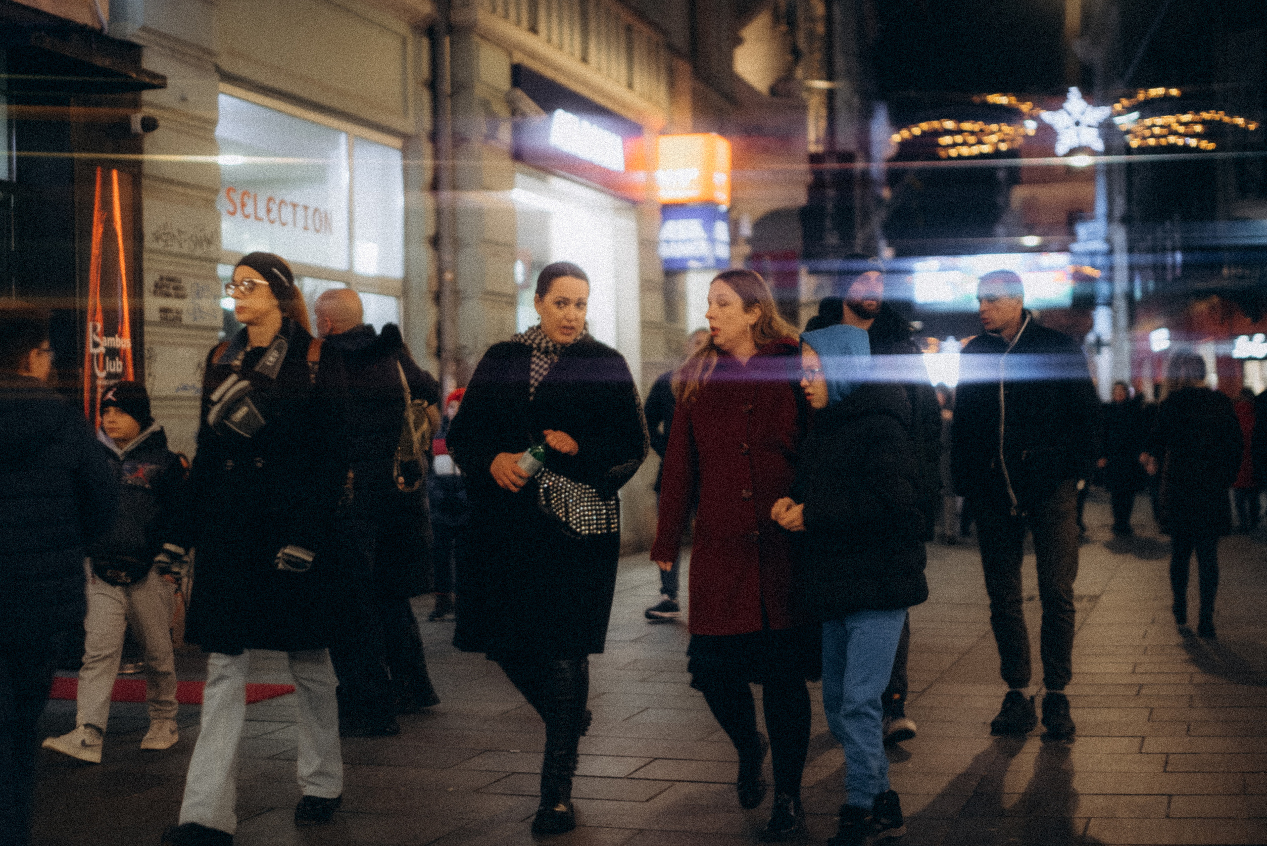 Vaxis Rainbow Streak Filter X Sony A7SIII. Profesionalna Fotografija i Videografija | Sarajevo | yasinemir.com