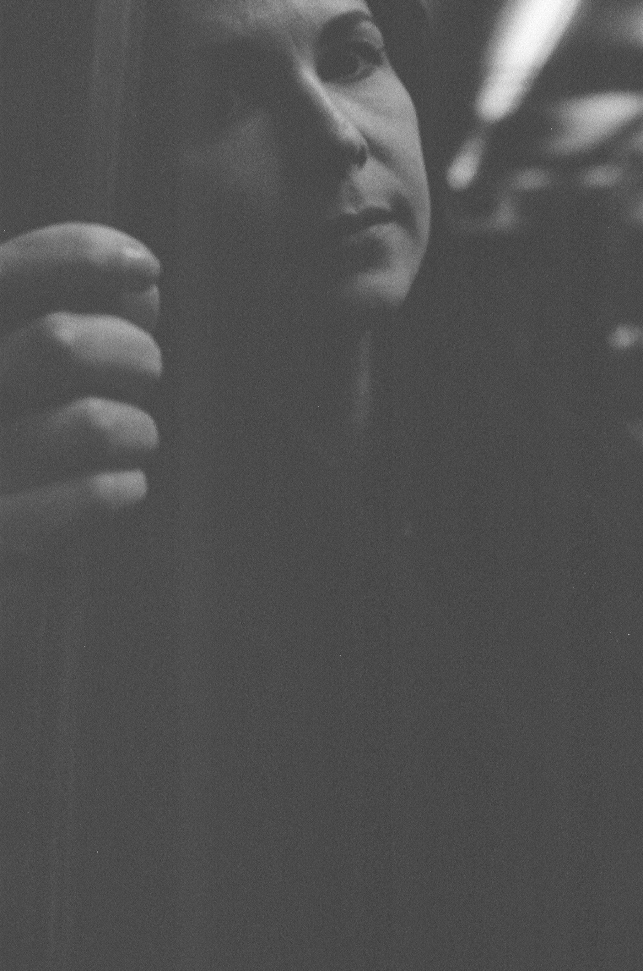 Argentique 🎞️ 📷. Anastasia Shapoval violoniste et photographe. Paris — Bourges