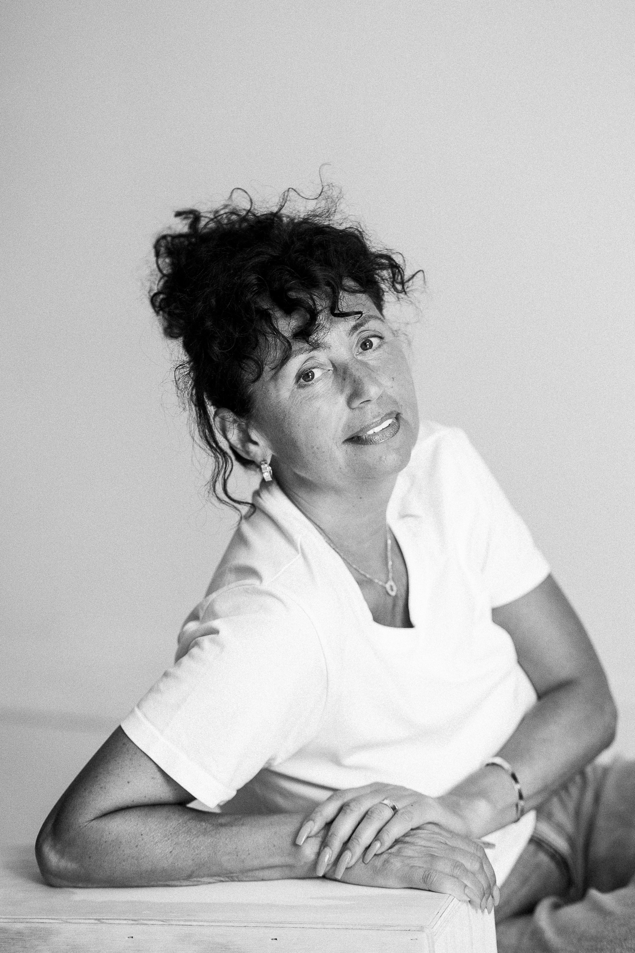 A. Rawnoir- Portrait photography by Daria Paliy.Timeless black&white portraits of women in NYC area