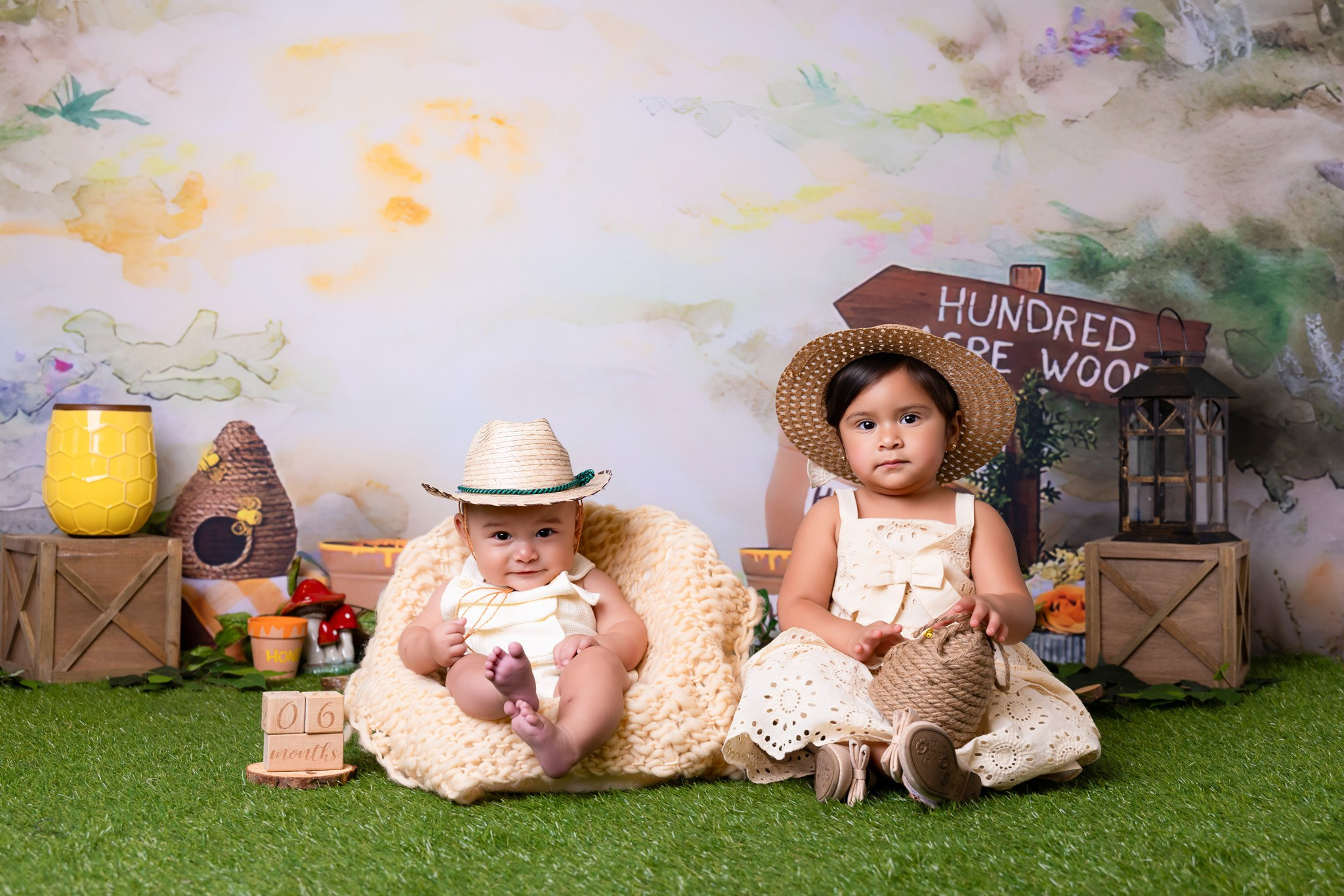 Natan 6 months old. Professional family, maternity & newborn photographer in North Charleston, SC, creating timeless portraits