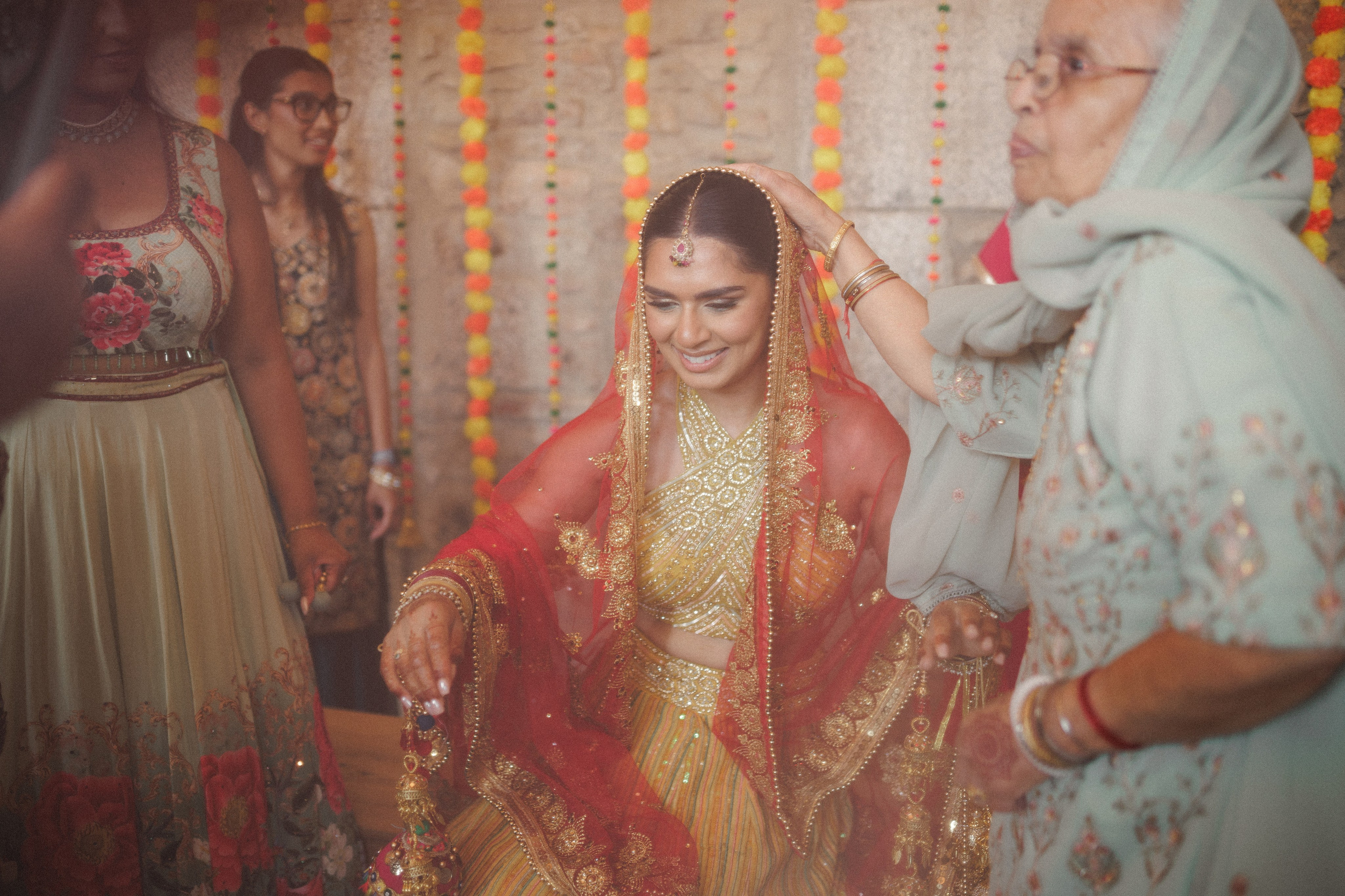 Patrik & Naomi. Monestir Sant Salvi. Paola wedding photographer / videographer in Barcelona