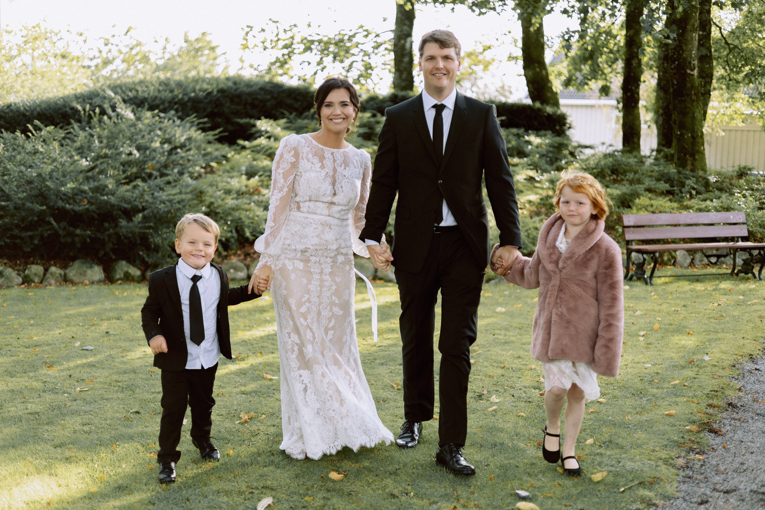 Our beautiful film. Warm family & Wedding stories