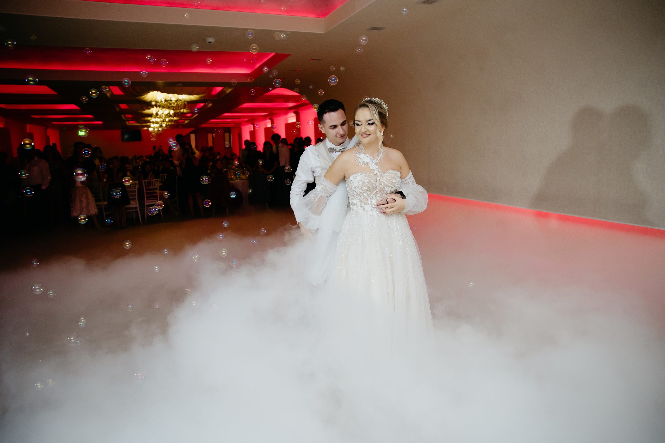 Nunta Targu-Jiu. MDimaFotoStudio. Fotograf de nuntă, evenimente private și de familie