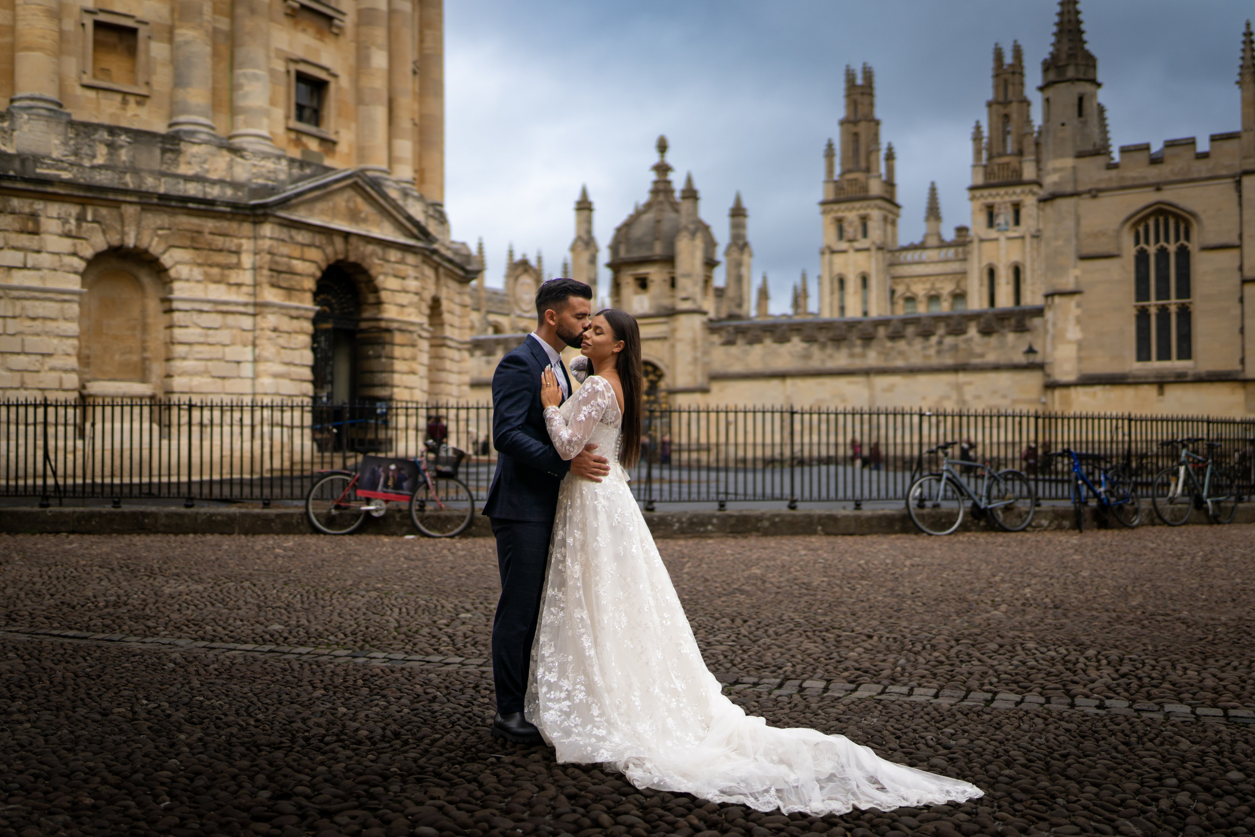 ANDREI & ANDREEA -trash the dress. Main