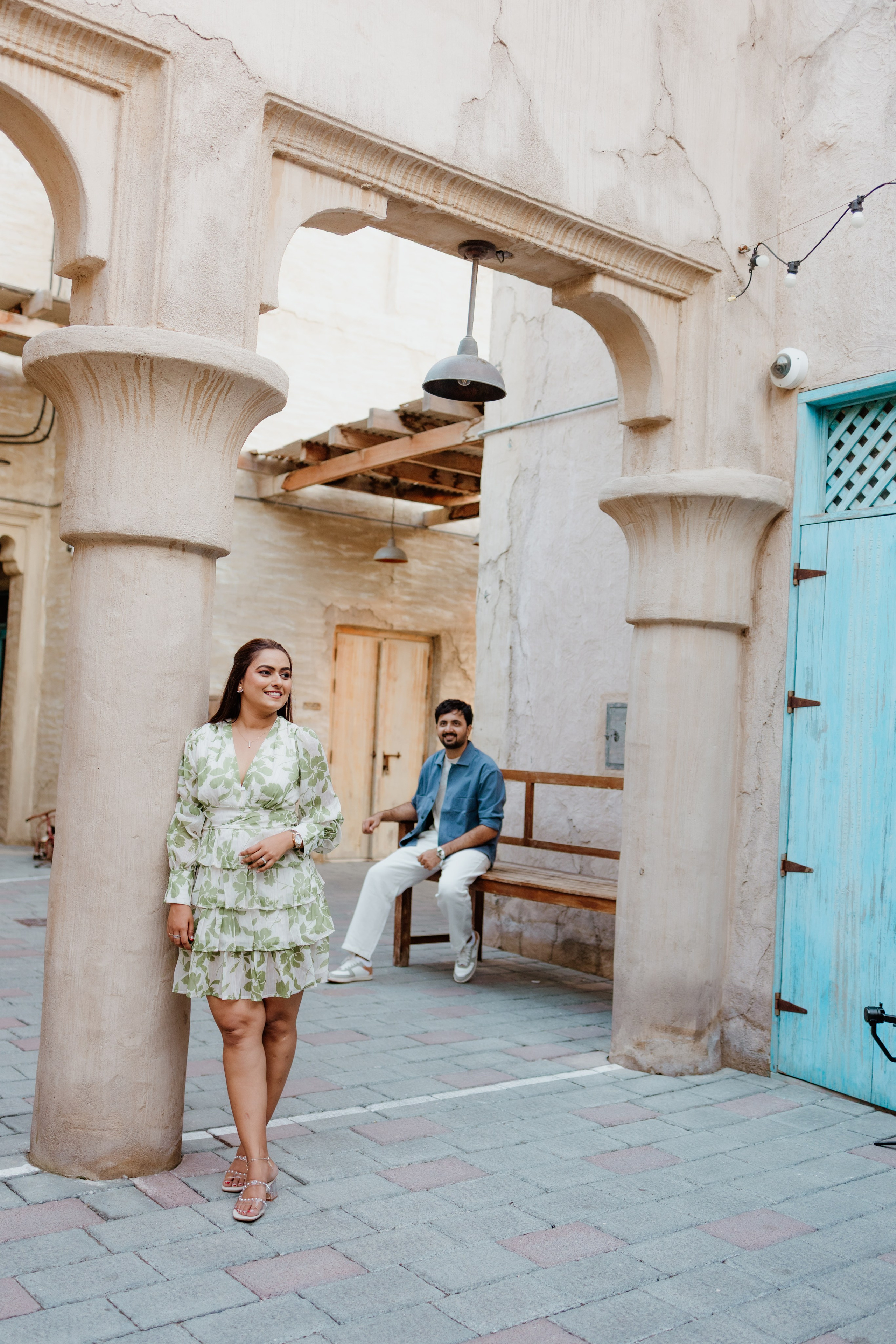 COUPLE SESSIONS. Love Emotions Weddings