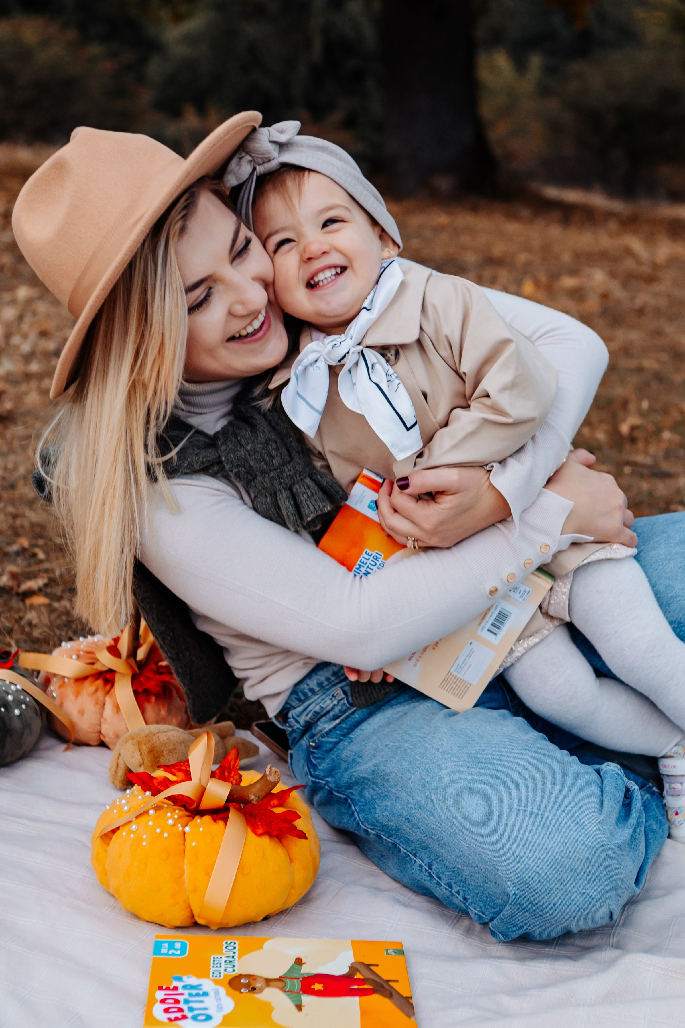 Dorina, Sergiu și Daria. Cristina Andronache fotograf Brașov fotograf de familie fotograf de nunta Brașov