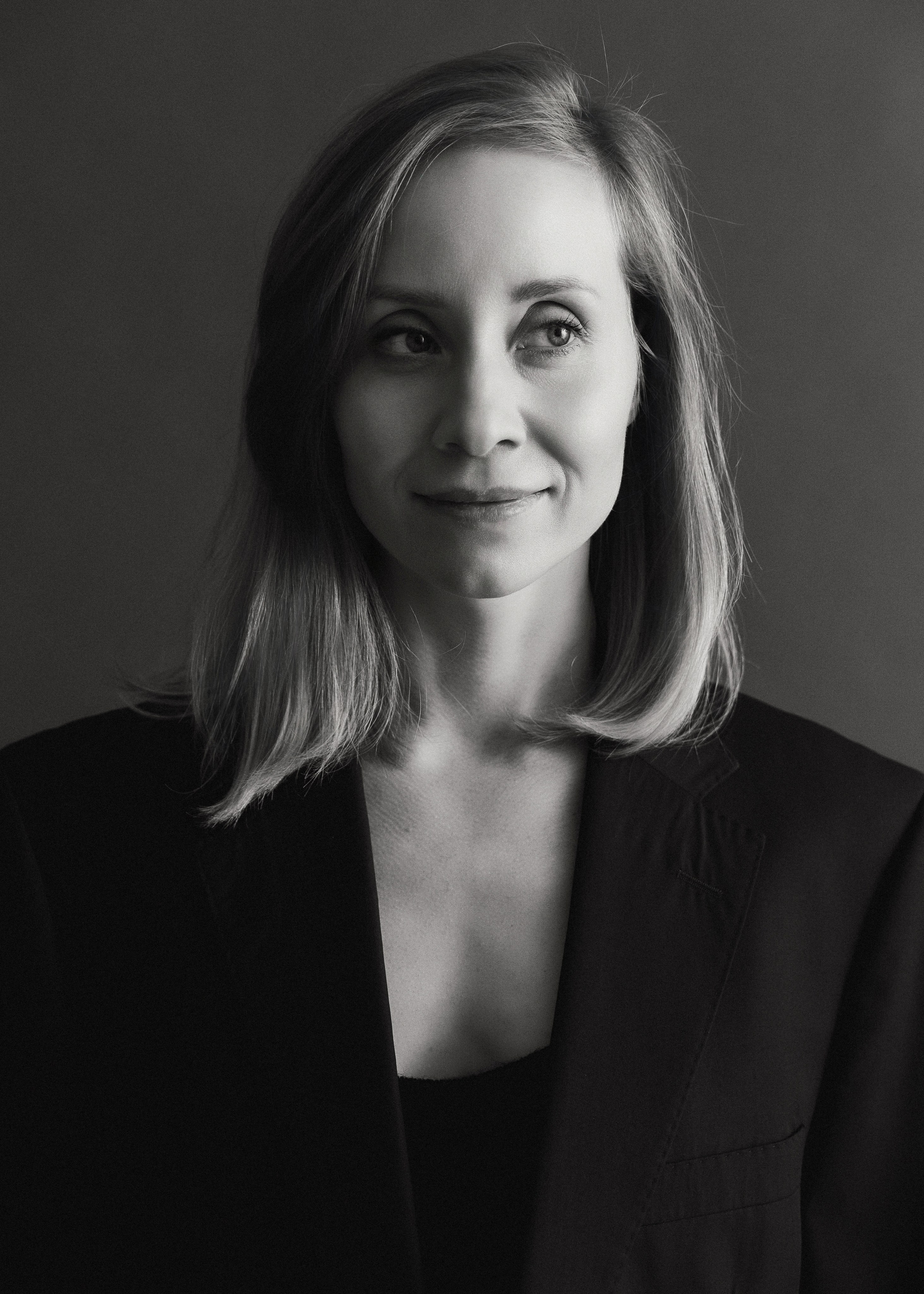 INNA. Евгения Найденова – брандов и портретен фотограф | България, Европа