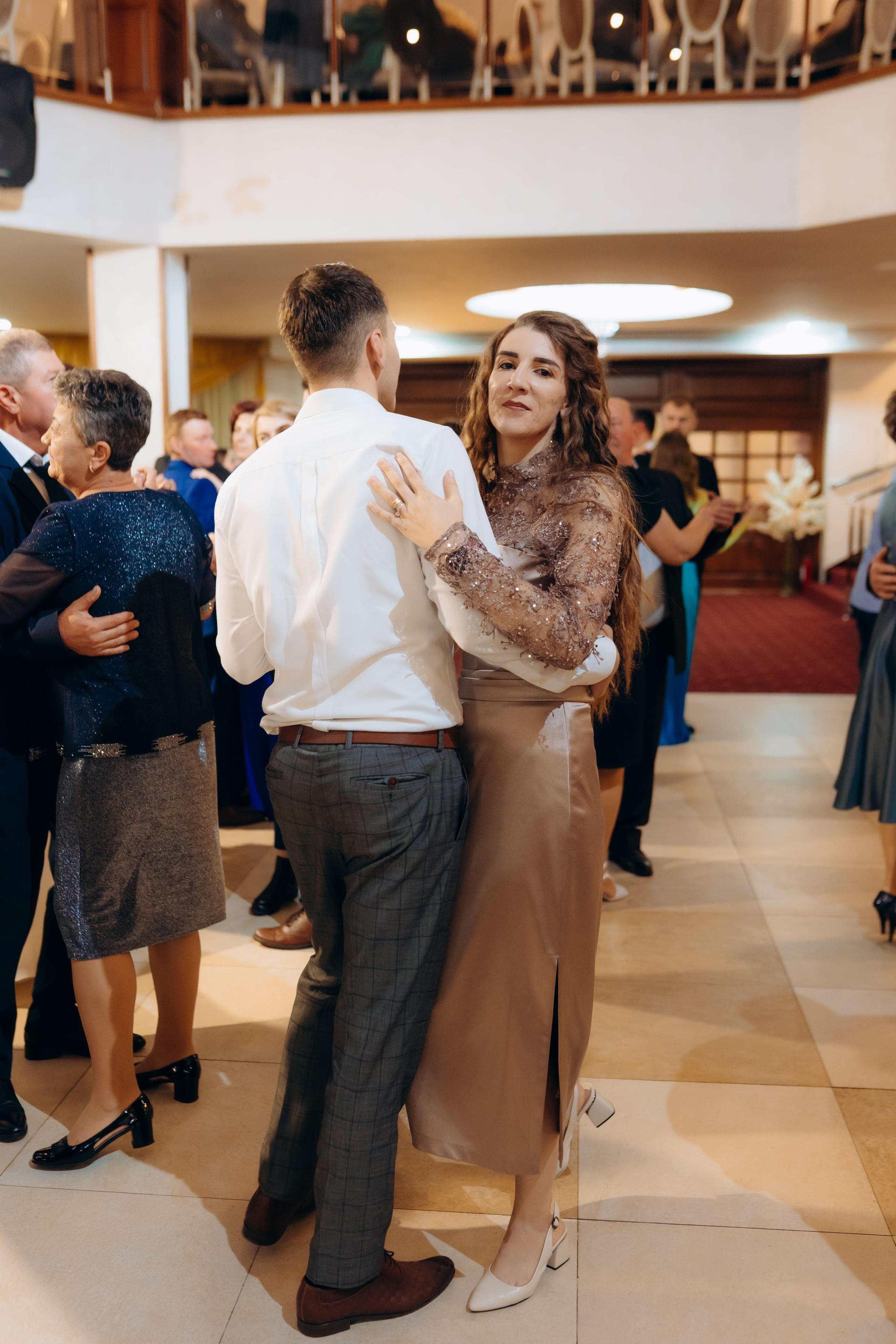 Loredana & Emilian – Ziua Nunții | Videografie - fotografie Botez Suceava, Iași, Botoșani. Servicii foto-video profesionale, pentru momente de neuitat