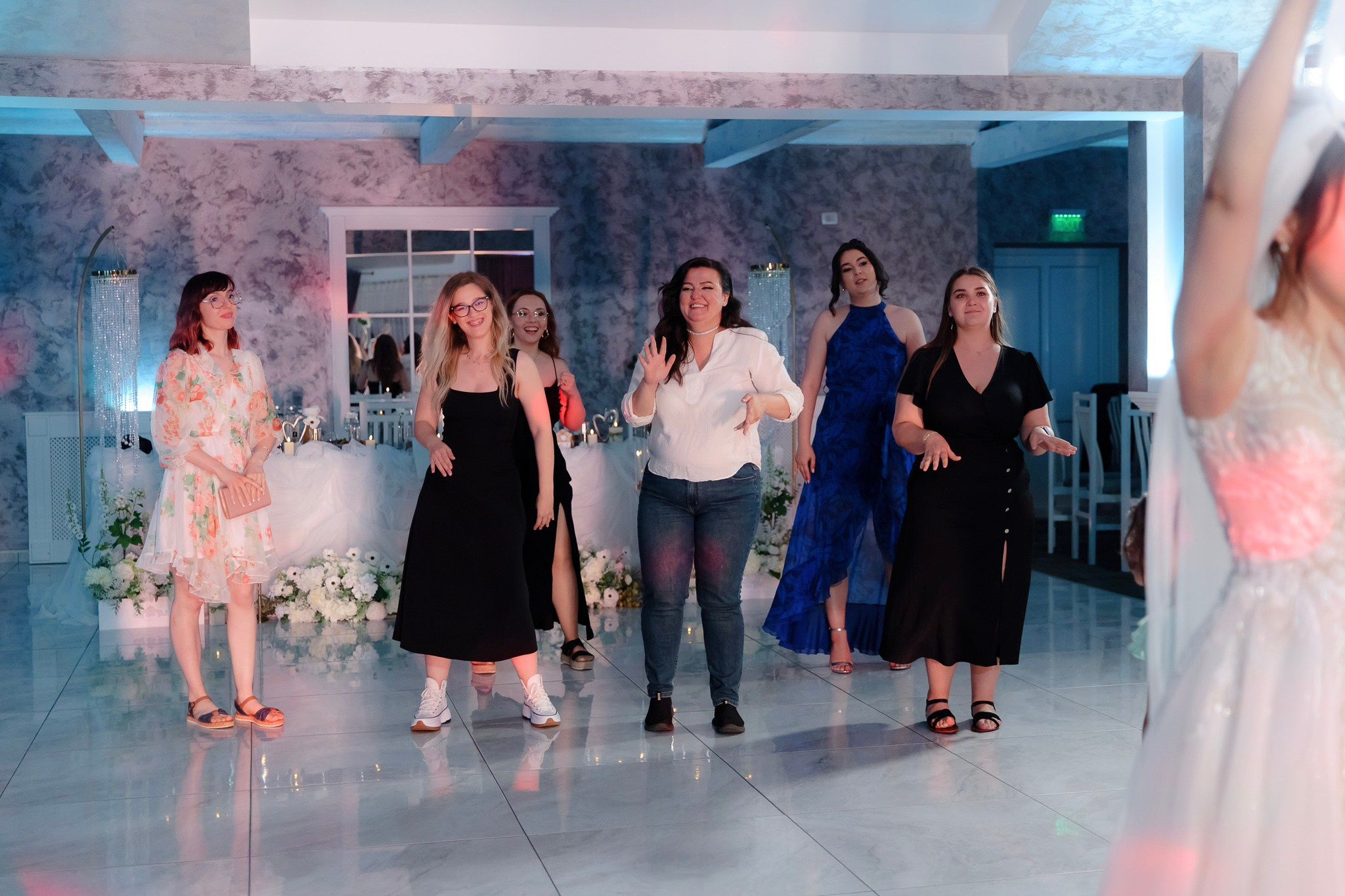 Ioana & Ionuț | Nuntă de poveste la Păstrăvăria Poiana din Mălini județul Suceava. Servicii foto-video profesionale, pentru momente de neuitat