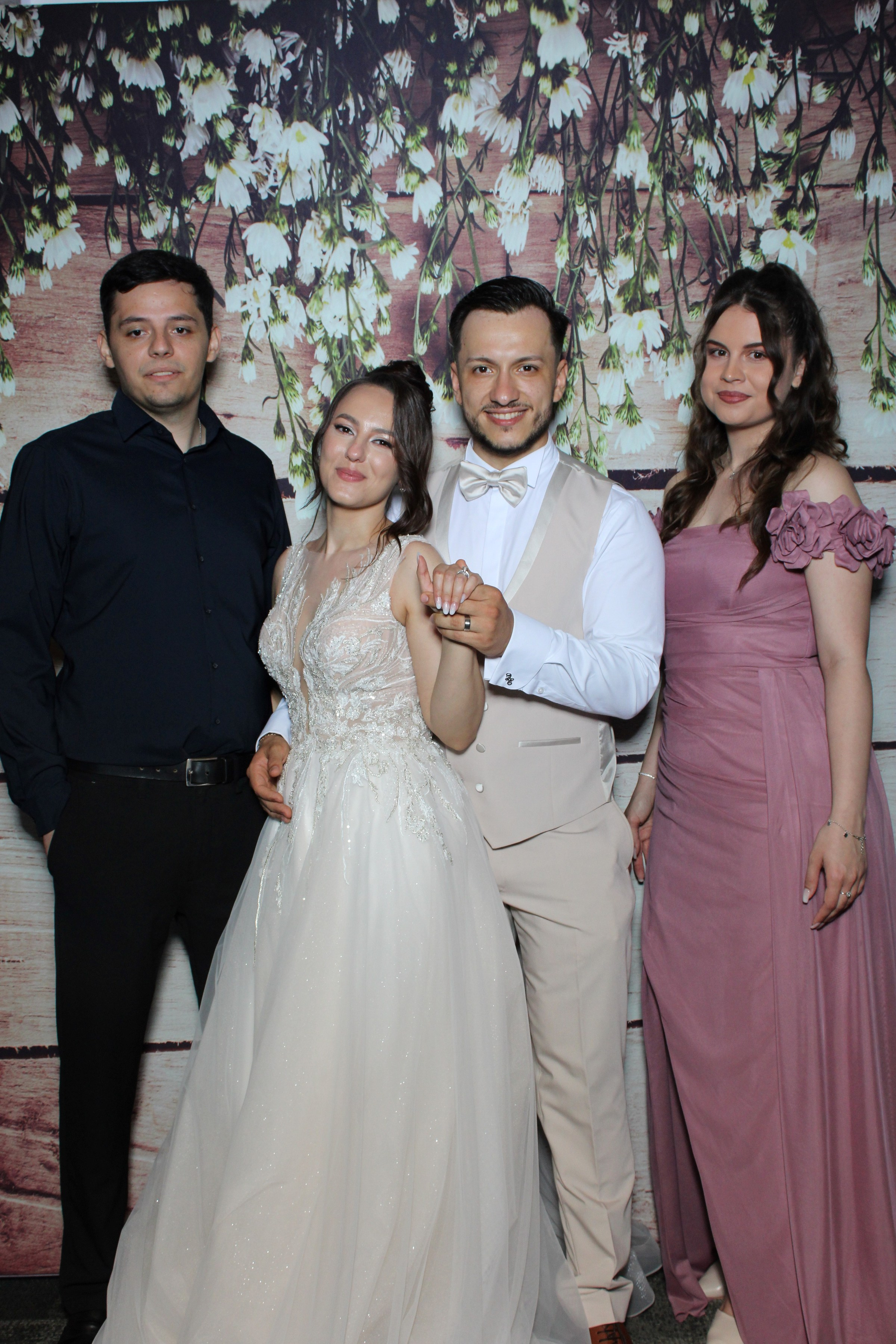 Nunta Ioana & Ionut. Servicii foto-video profesionale, pentru momente de neuitat