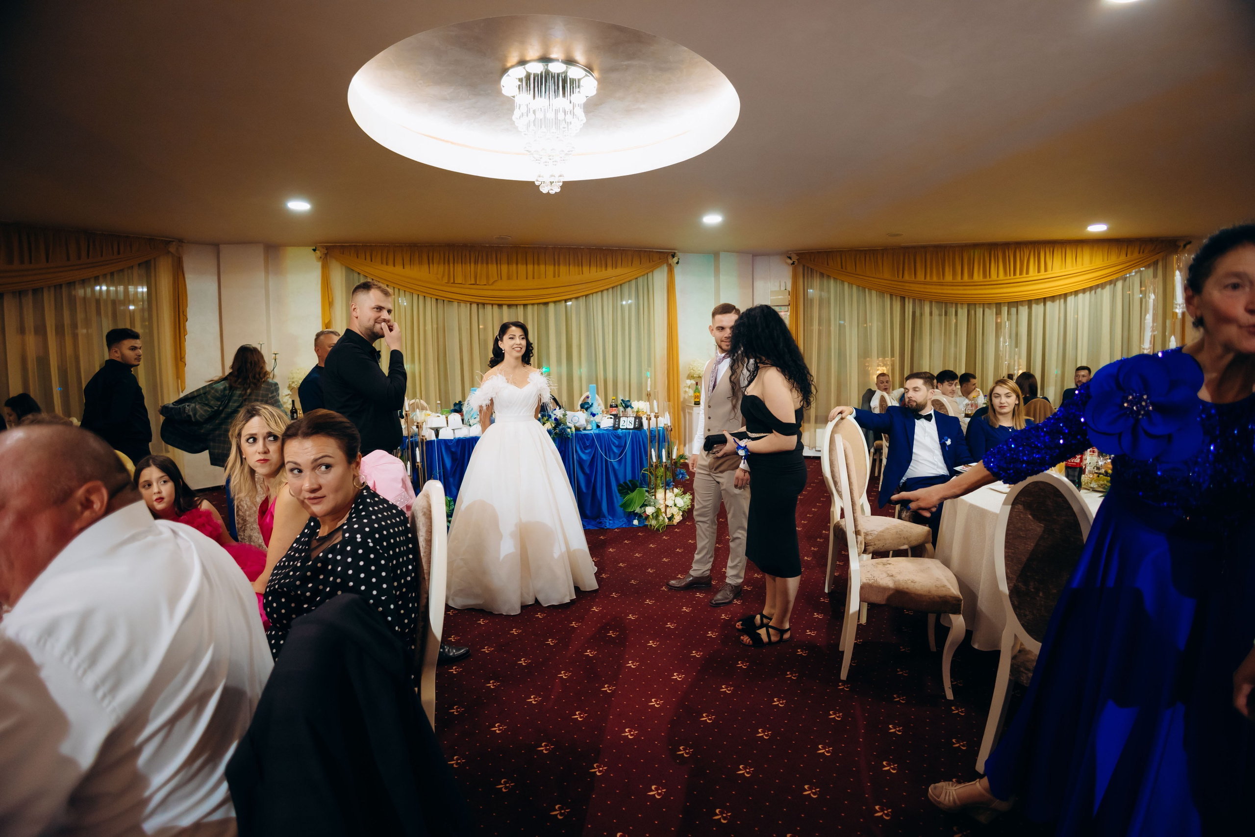 Loredana & Emilian – Ziua Nunții | Videografie - fotografie Botez Suceava, Iași, Botoșani. Servicii foto-video profesionale, pentru momente de neuitat