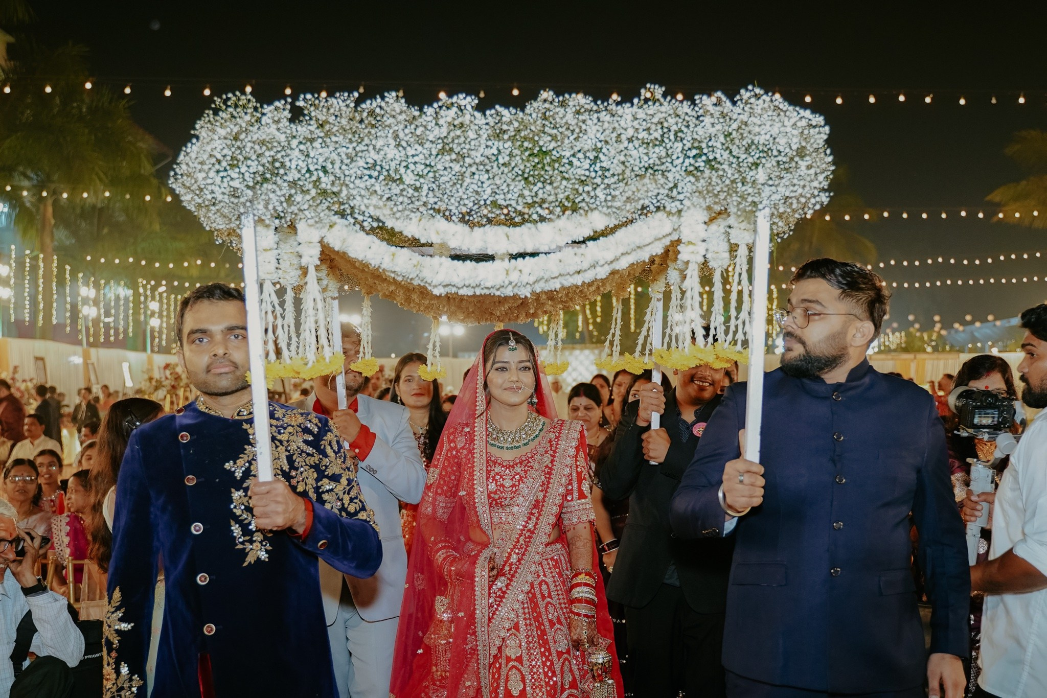 Vishal & Mohini. Promise in Pixels — Candid Wedding Photographer & Cinematographer in Mumbai, India