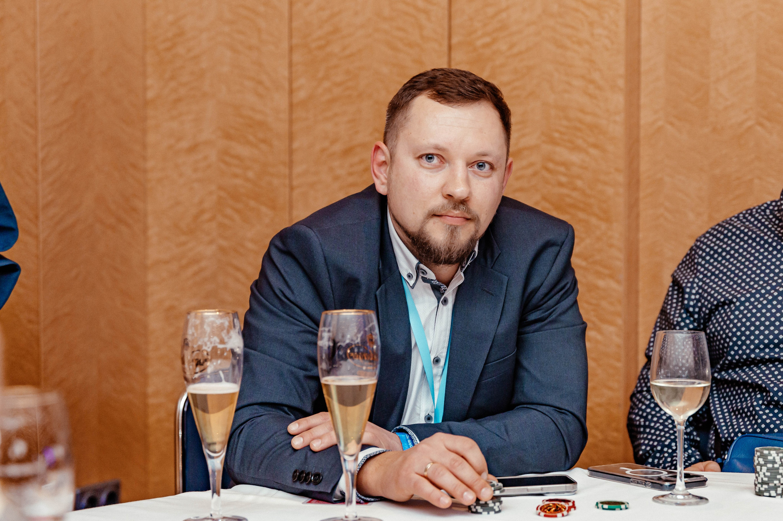 Club Bizon. Portrait family photographer in Berlin Elena Zakh