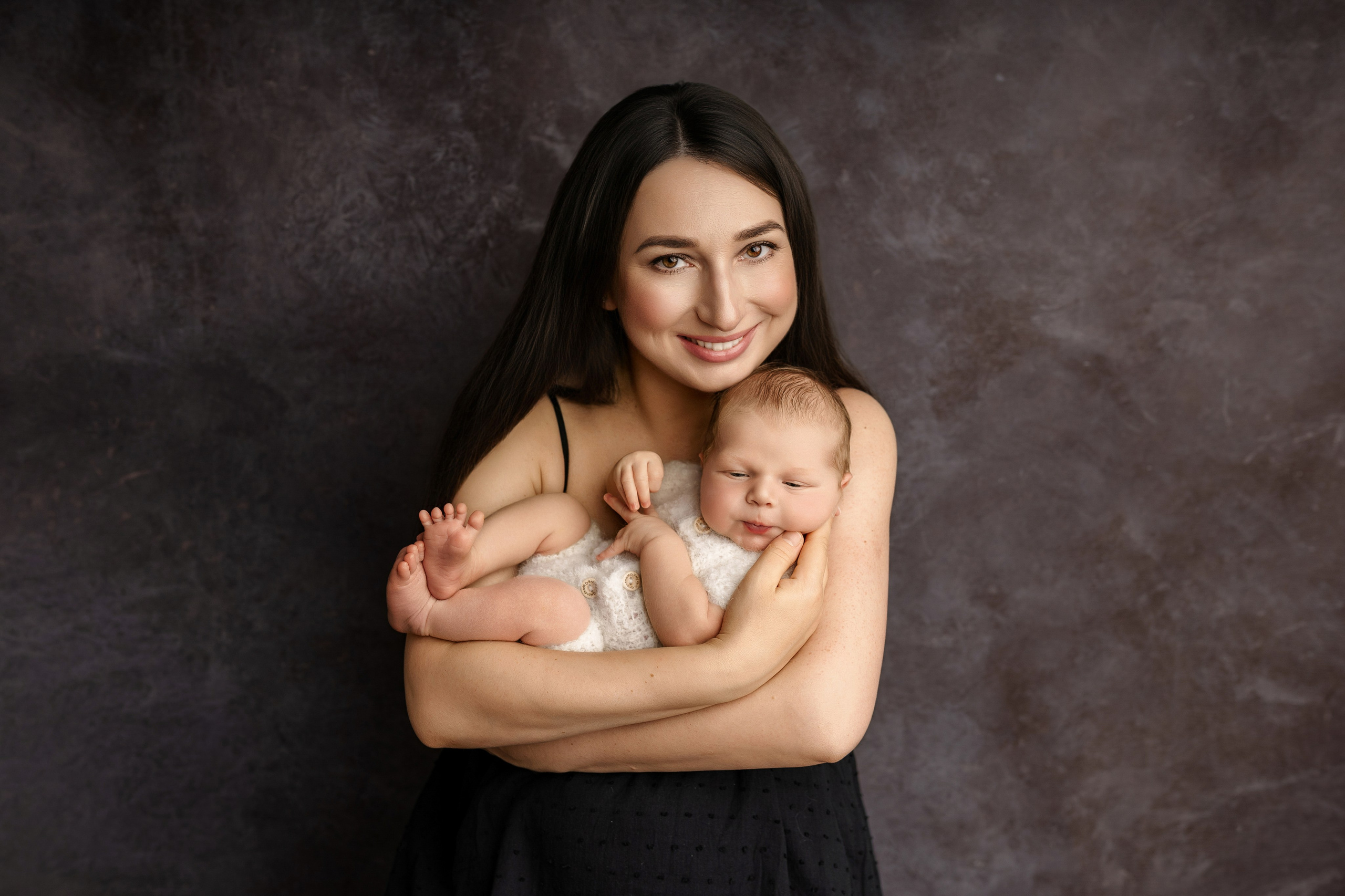 Esu Aleksandra naujagimių ir kudikių fotografė iš Vilniaus