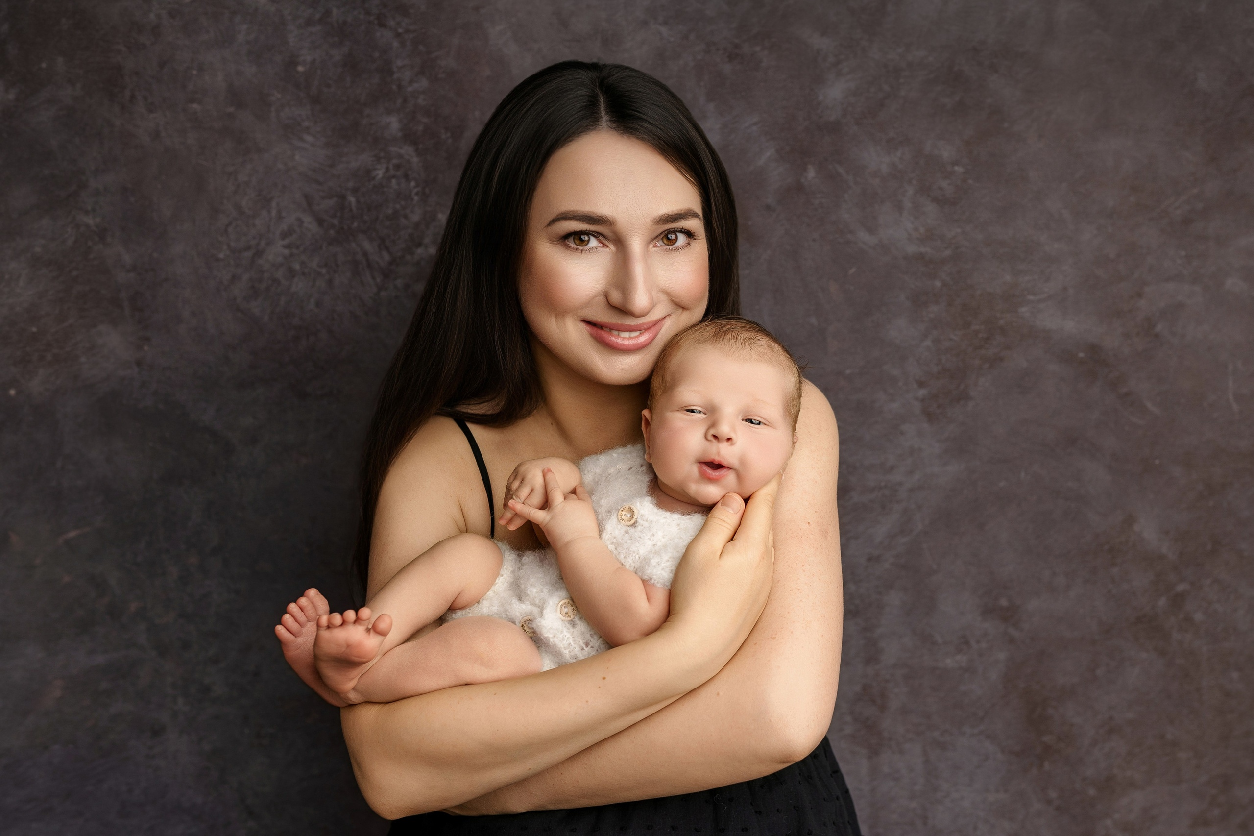 Esu Aleksandra naujagimių ir kudikių fotografė iš Vilniaus