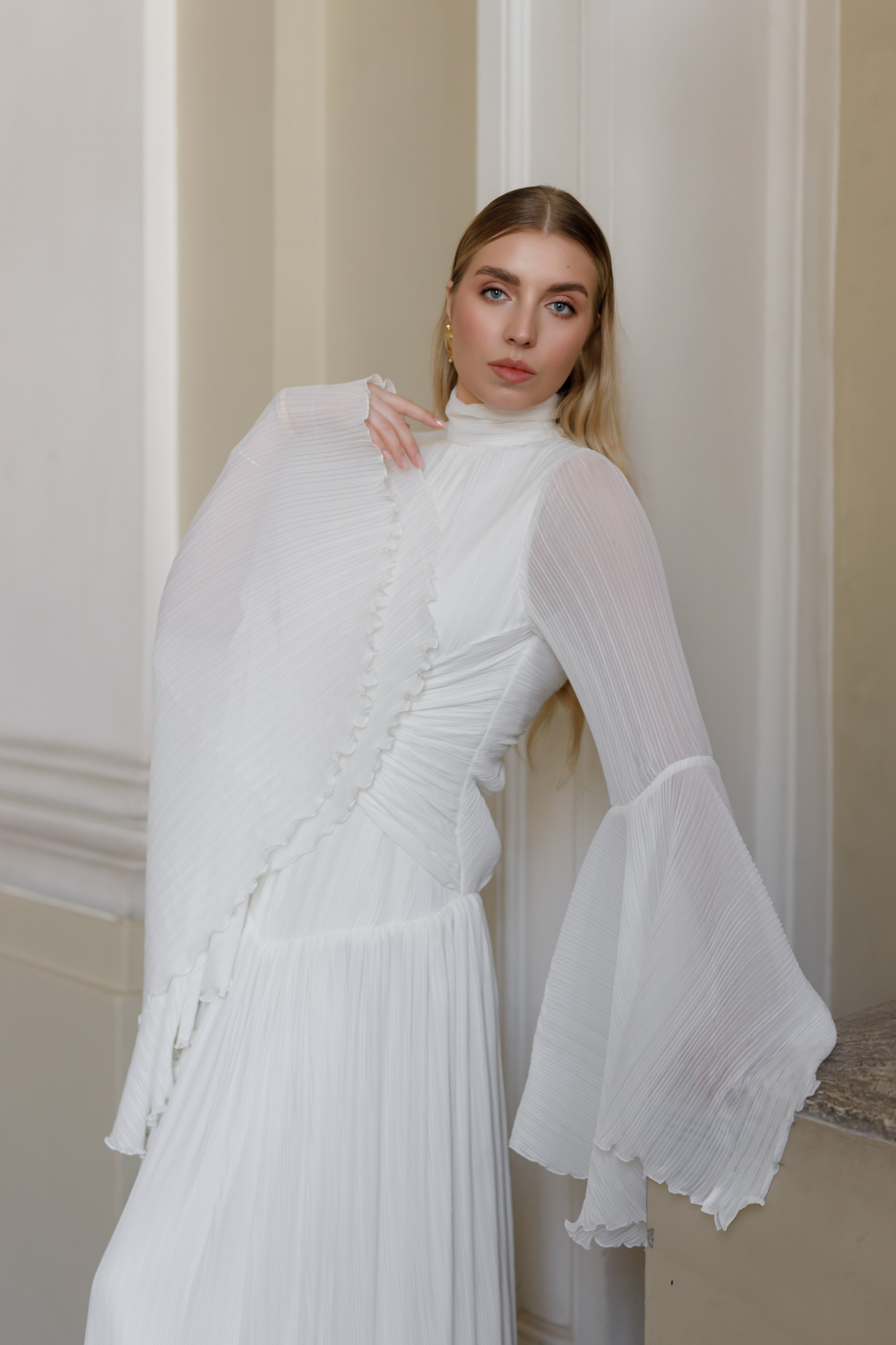 Museum elopement. Photographer Anna Curly | Weddings and Events in Dubai