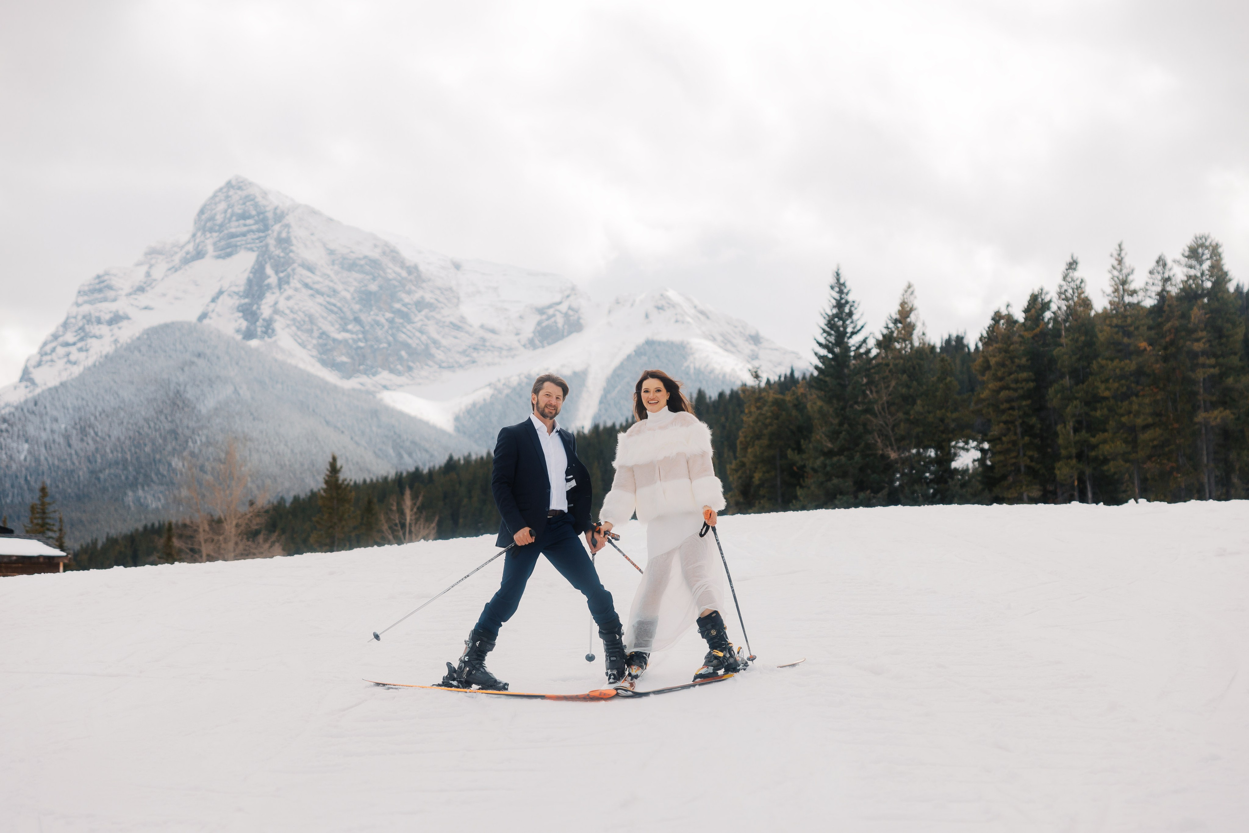 Ski engagement session. Home