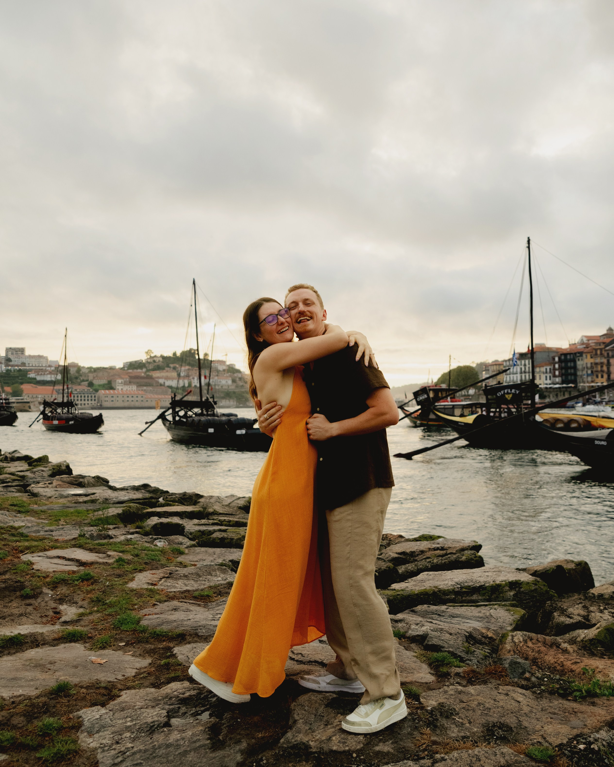 STEPHANIE and MICHAEL. Porto. Anastasiia Antoniuk portrait, family and couple photographer, Portugal