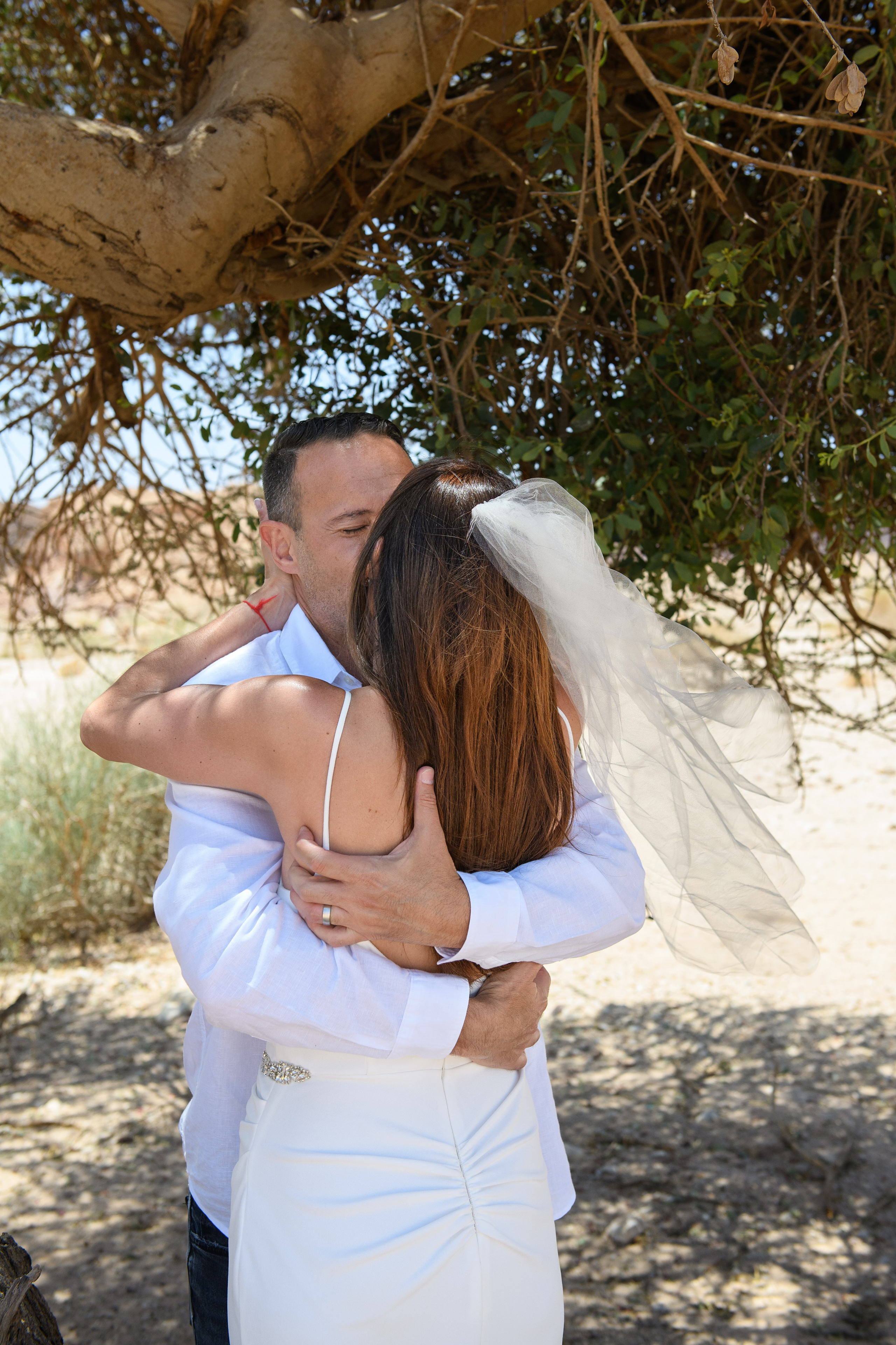 Wedding in the Timna park for Guy & Jodie. Family children pregnancy love stories photographer in Eilat Israel Olga Amchislavsky