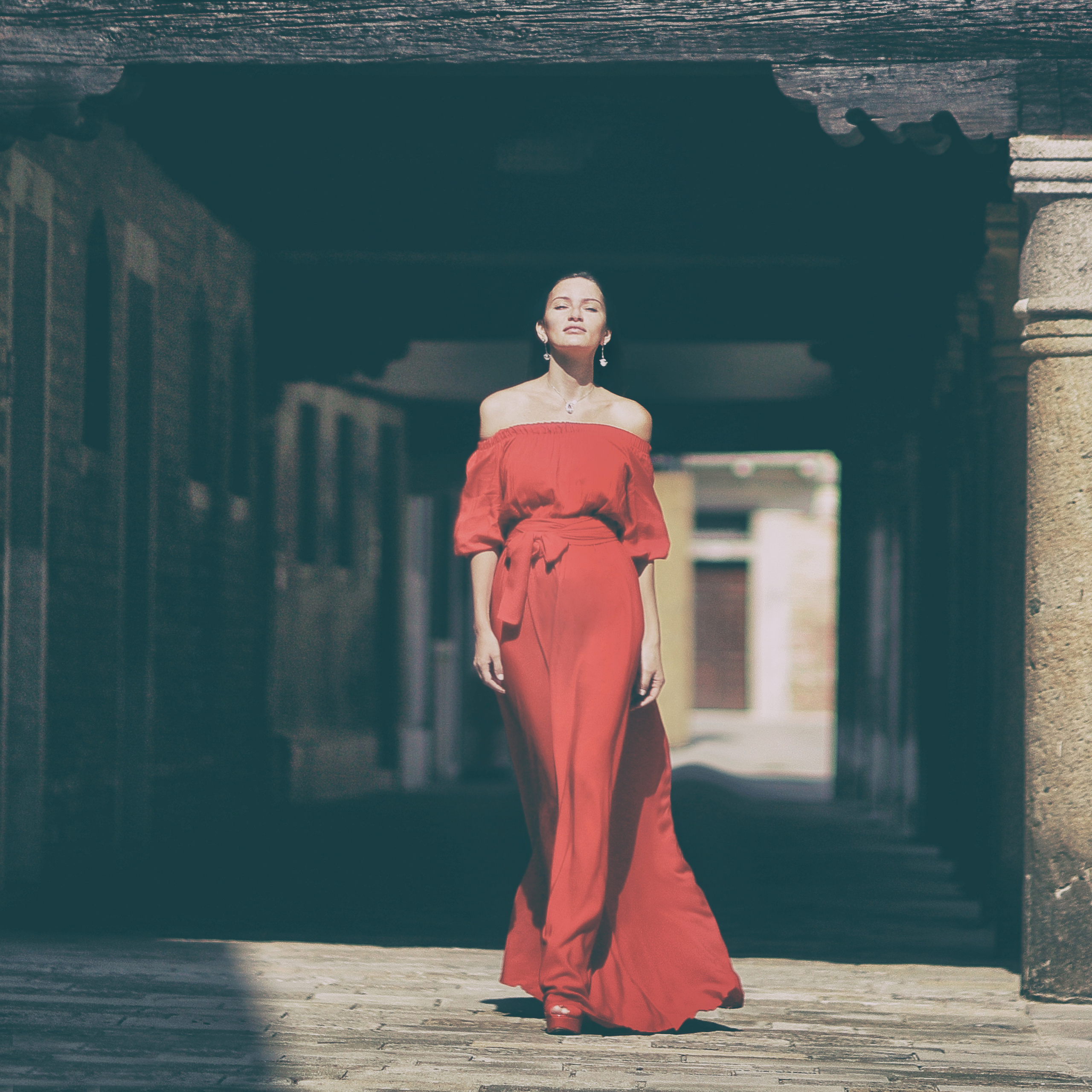 Female. Luxury wedding, portrait, family photographer over Europe