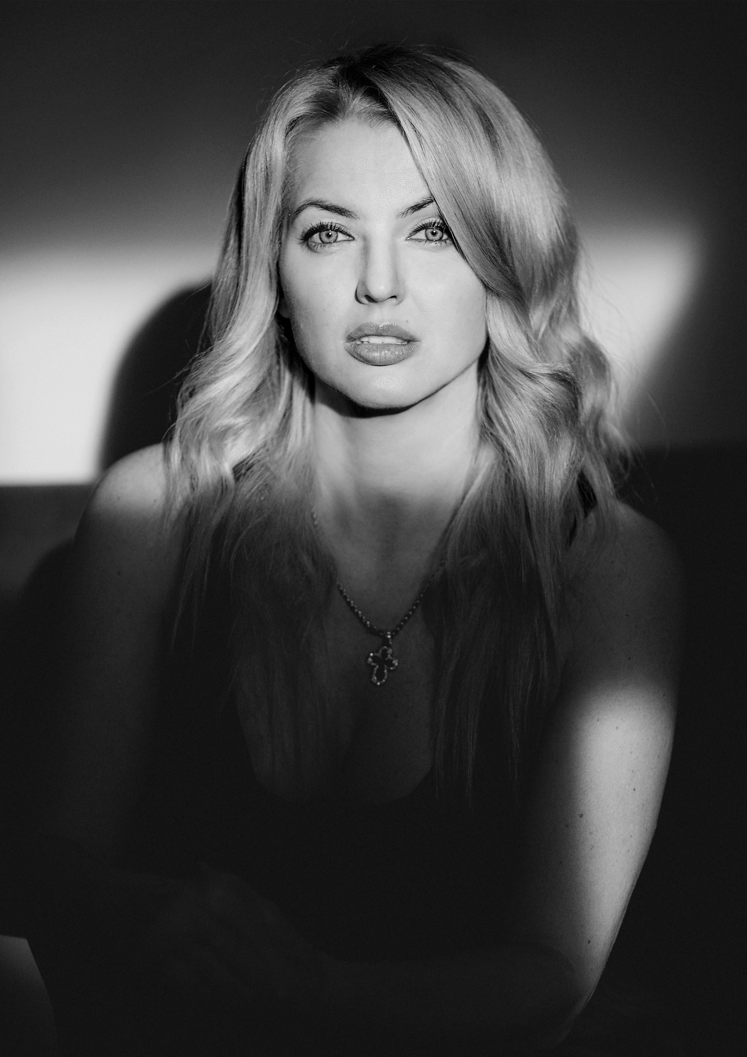 Female. Luxury wedding, portrait, family photographer over Europe