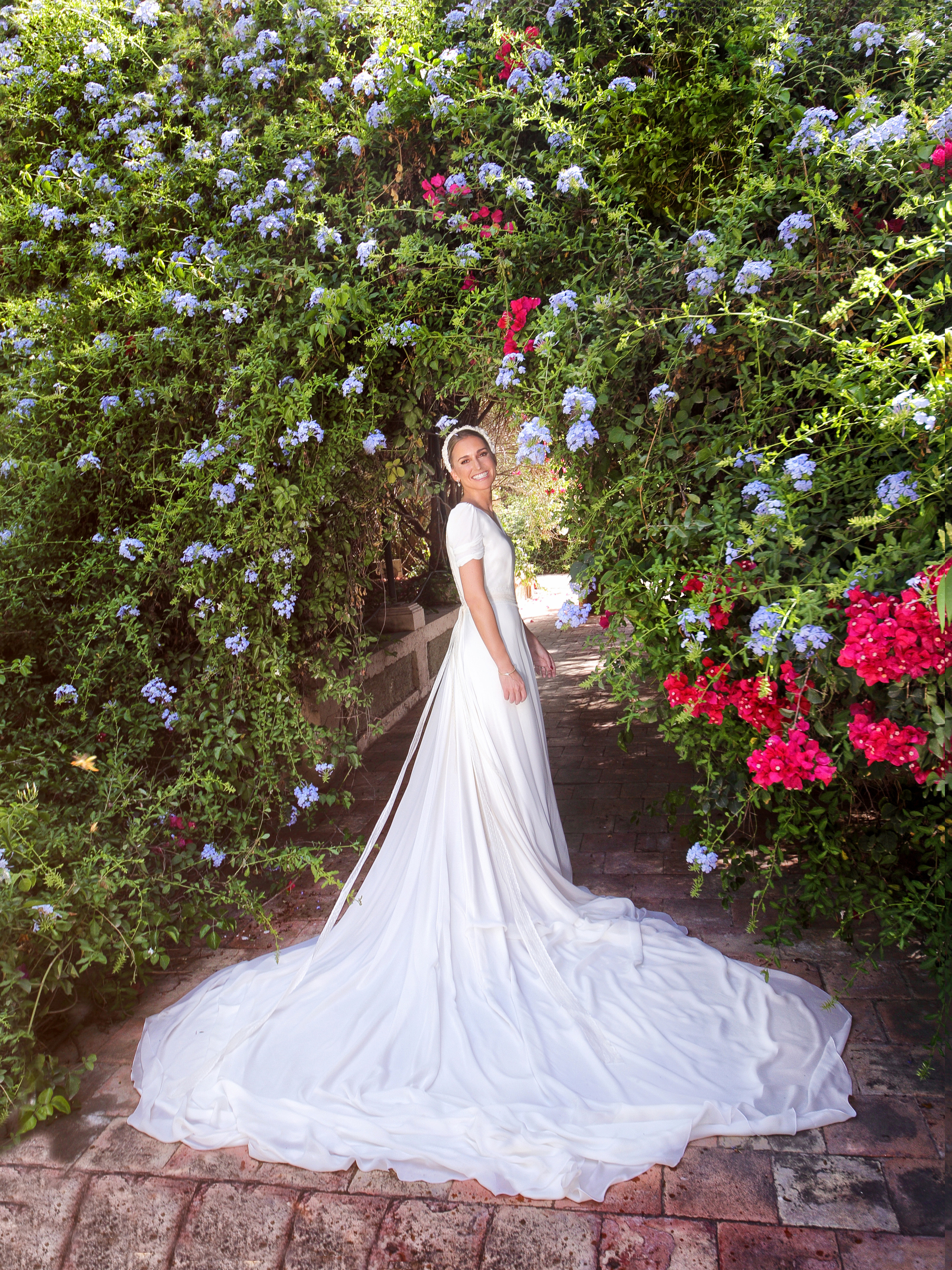 Spain. Luxury wedding, portrait, family photographer over Europe