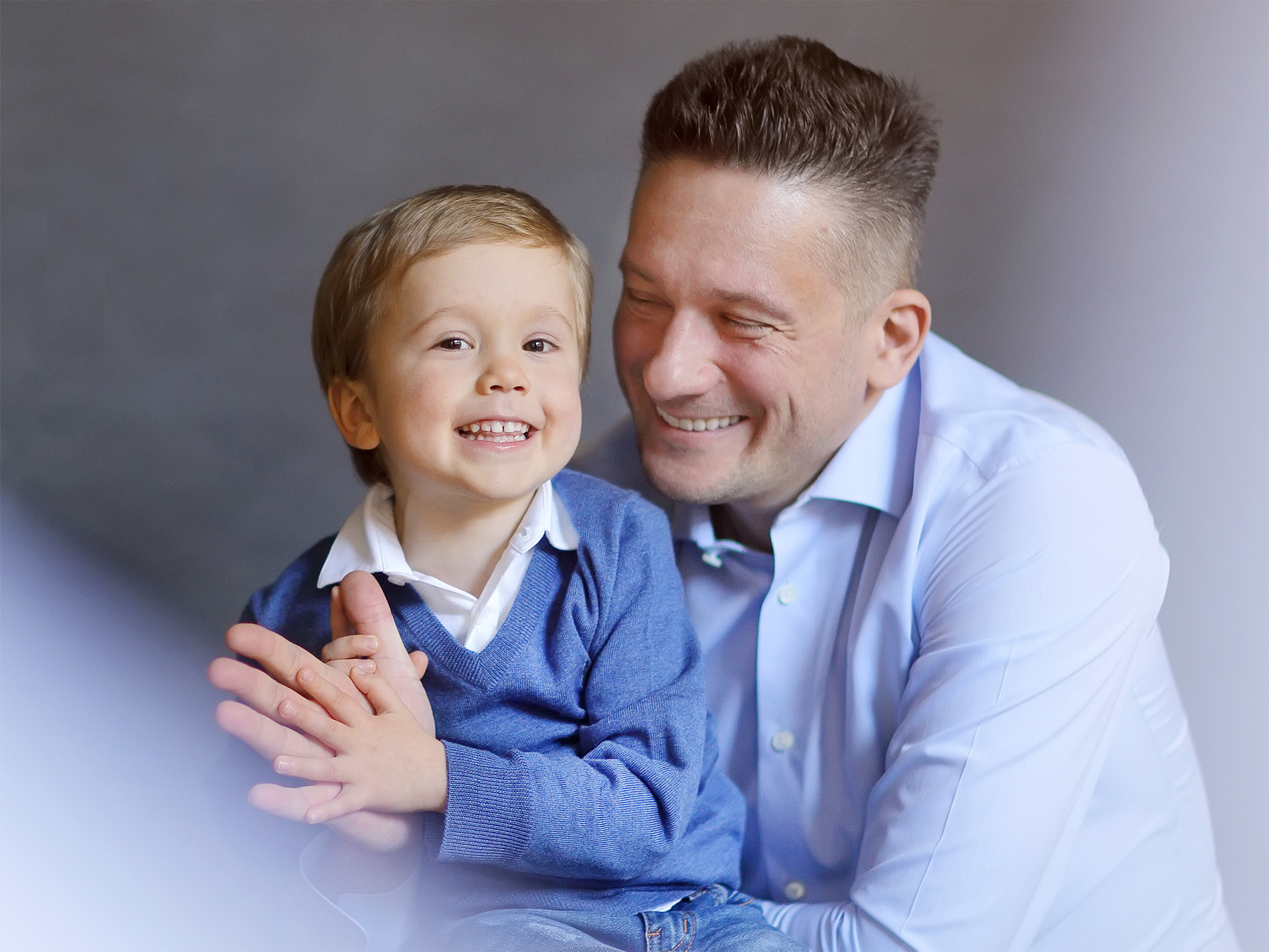 Foto de familia. Fotógrafo de bodas. Fotografía de retrato. Fotógrafo Alicante, Madrid