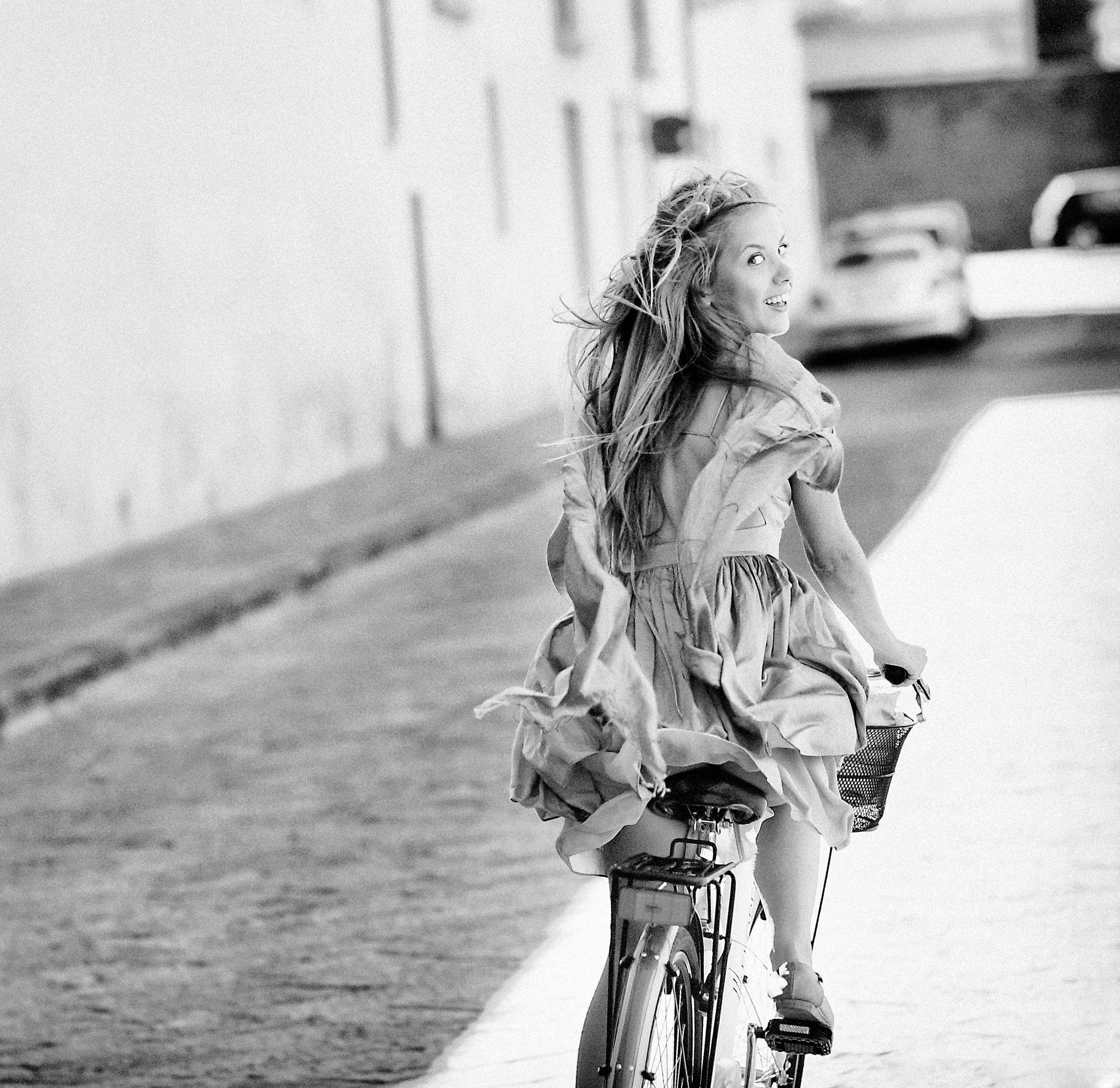 Historia de amor. Luxury wedding, portrait, family photographer over Europe