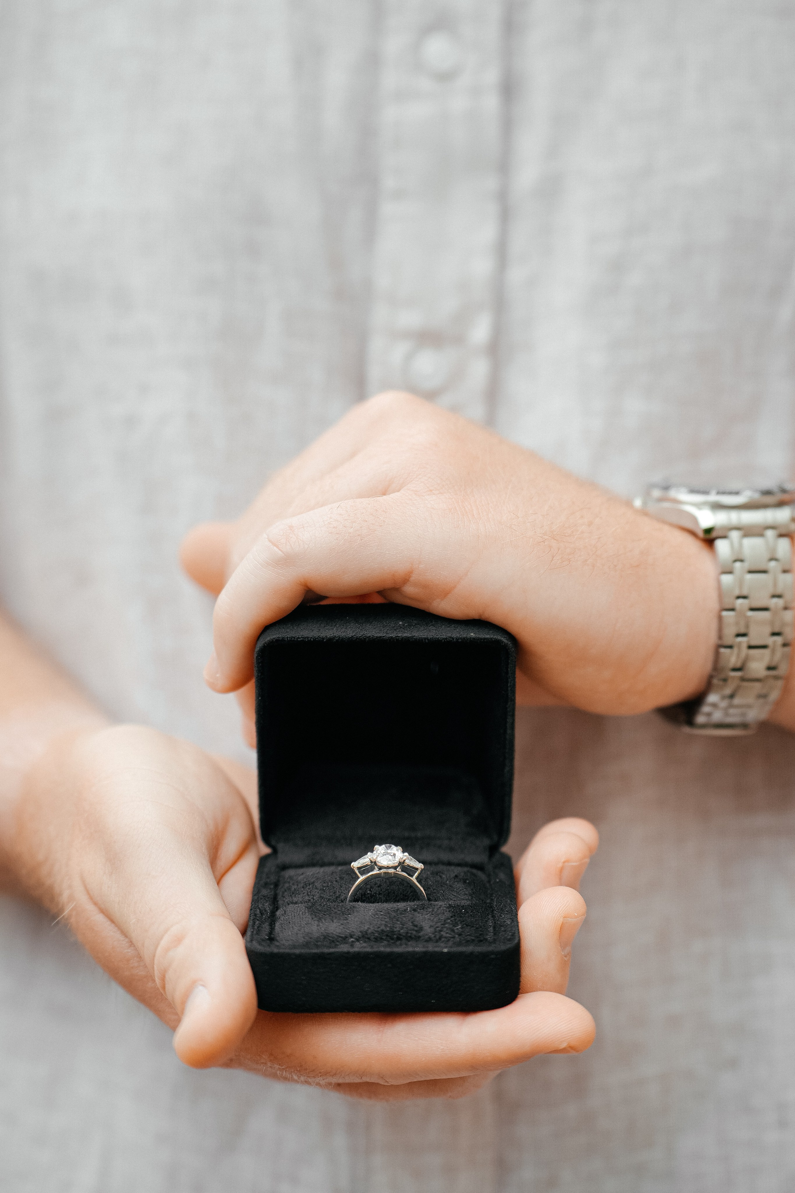 Secret Proposal with Amazing View. Wedding Photographer in Italy