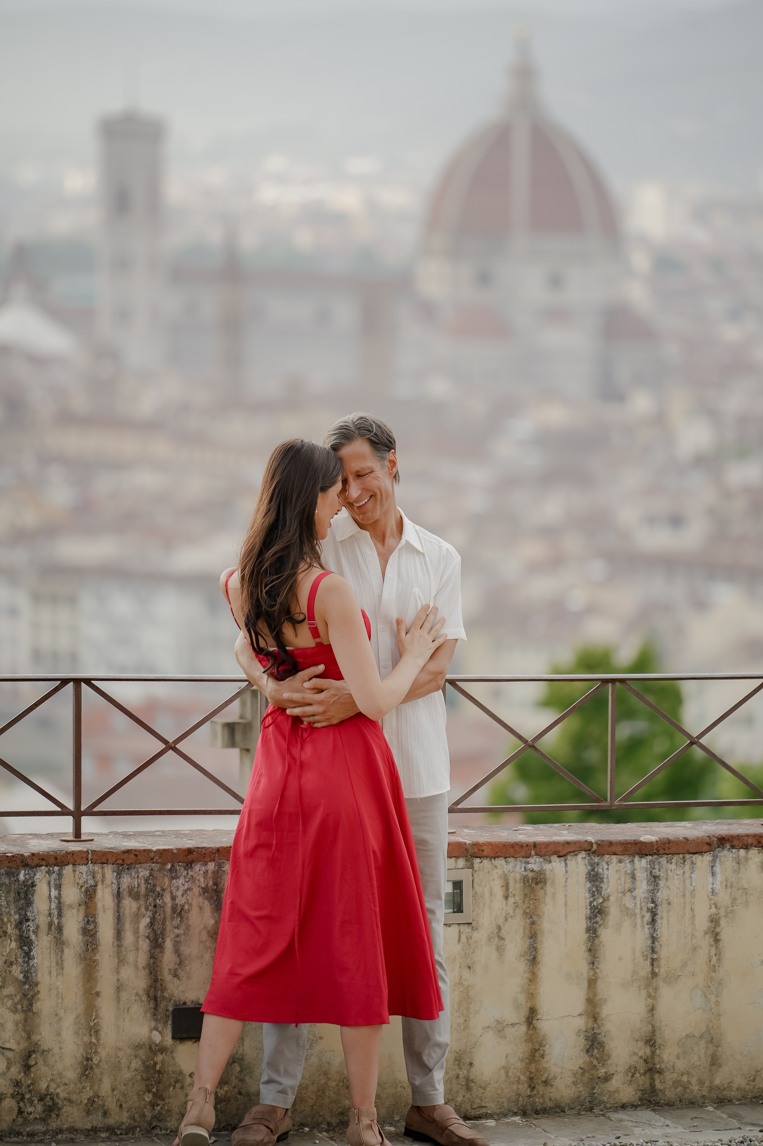 Family Photoshoot. Wedding Photographer in Italy