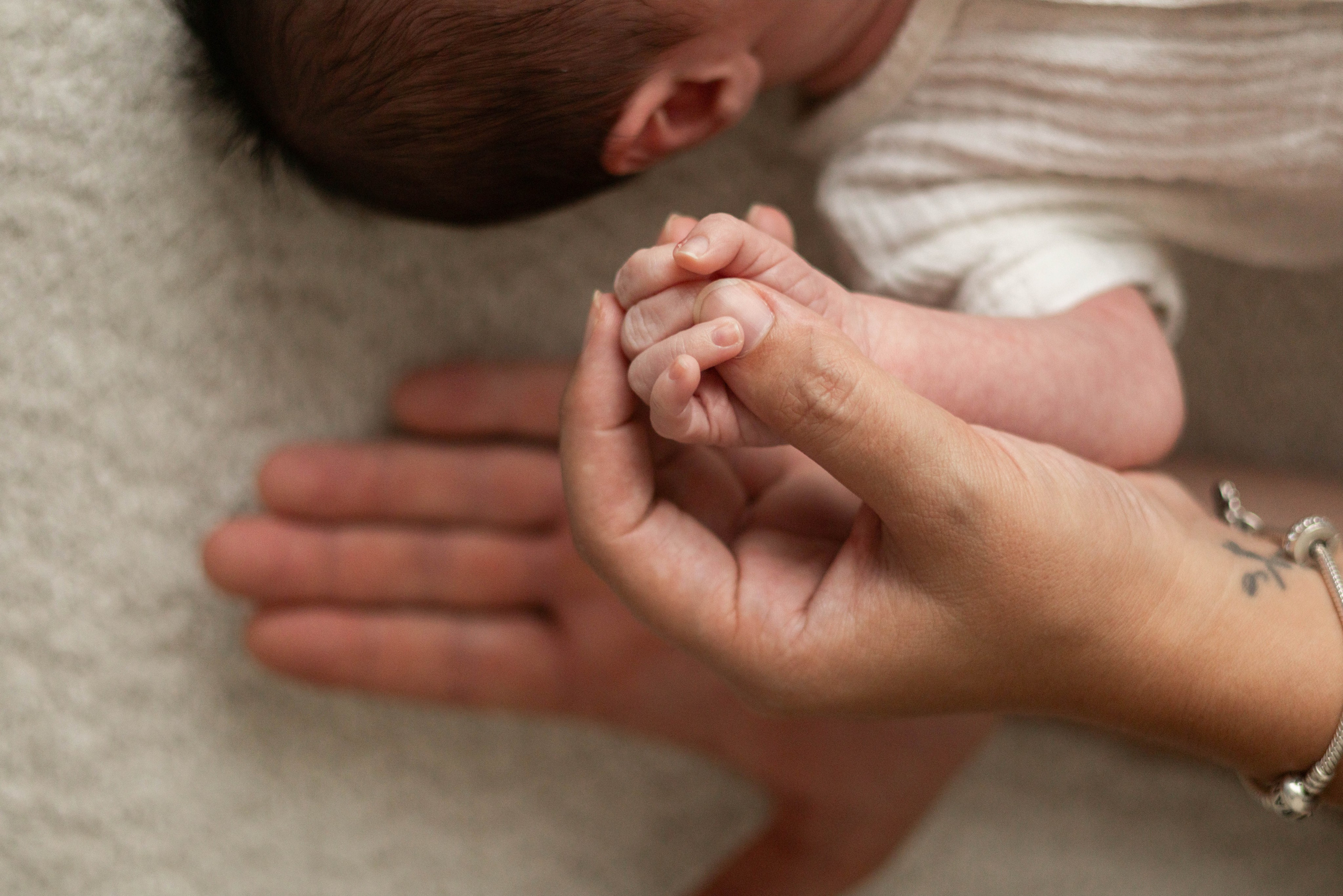 Reviews. Zwangerschapsfotografie, newborn, gezinnen, branding, liefde én geboortefotografie