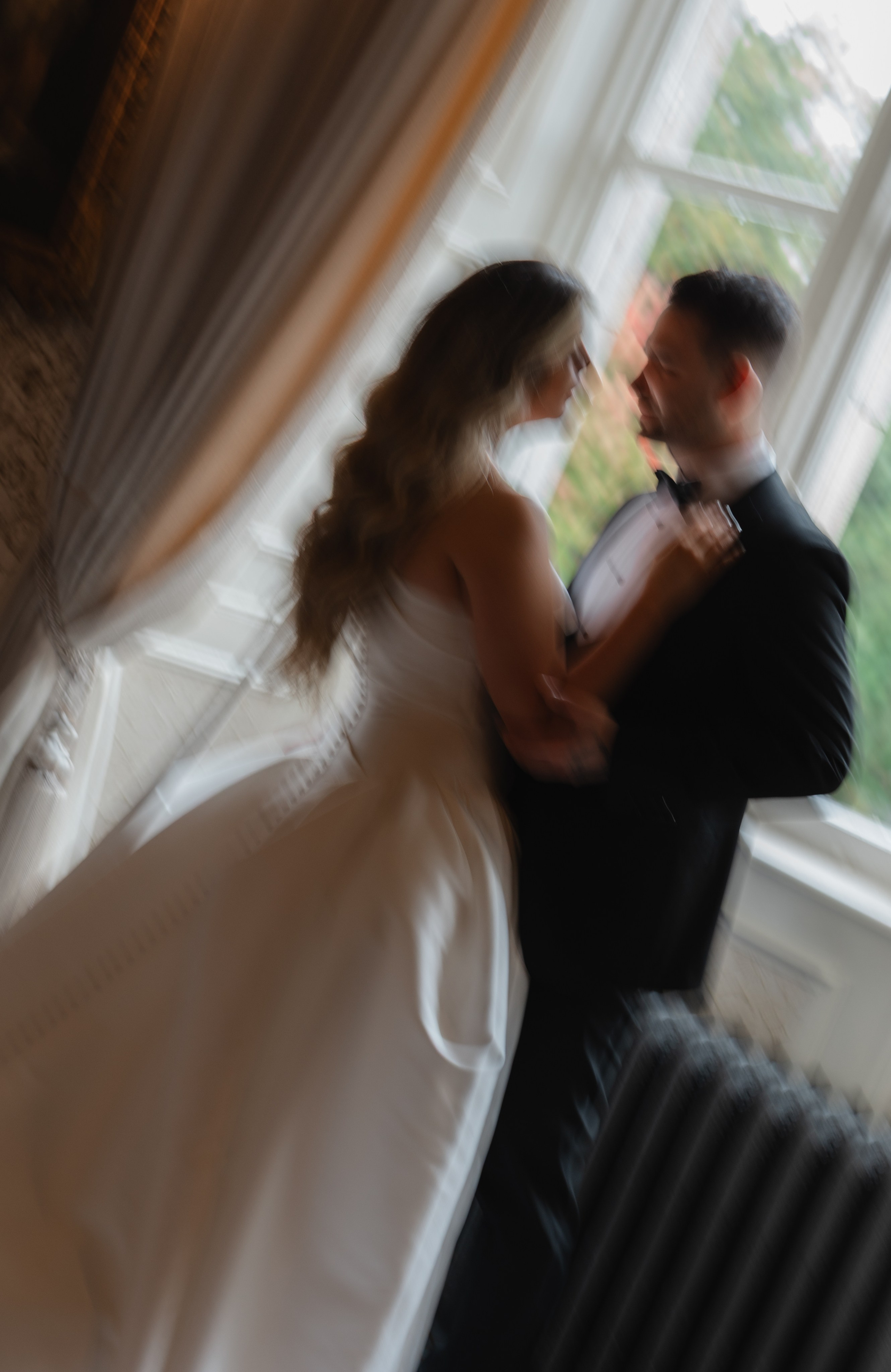 Cabra Castle, Cavan. Wedding Photographer in Dublin Miruna Daiana