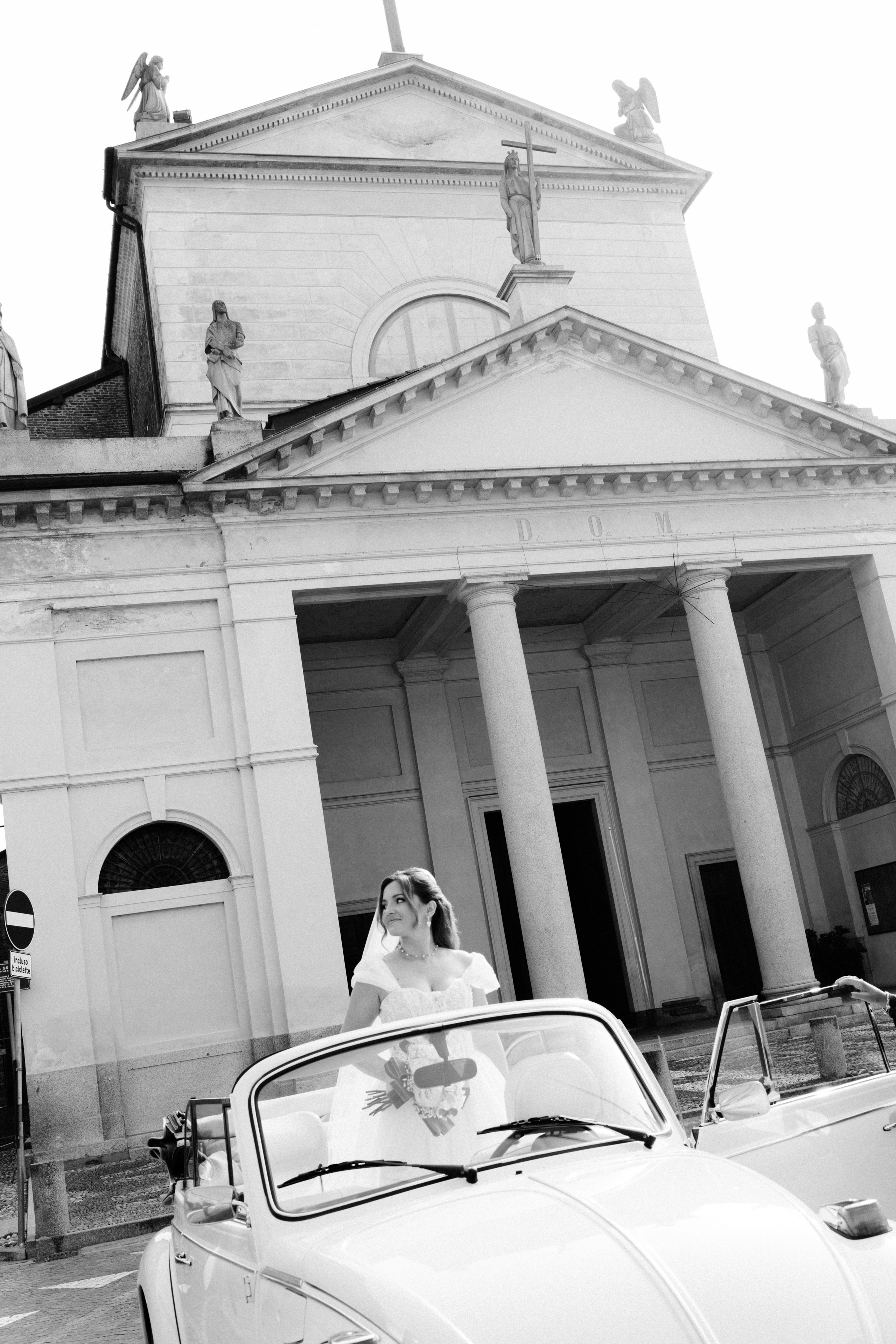 Autumn Wedding in the Vineyards of Piedmont, Italy — Kristina and Daniele. Liza Bizzaro — Italy Wedding, Love Story & Portrait Photographer in Milan, Turin, Piedmont and Across Italy