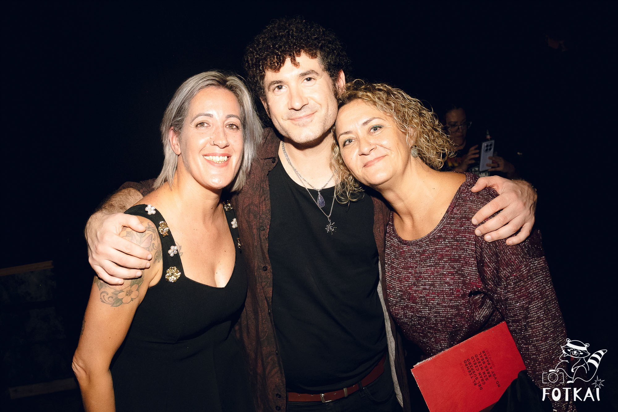 DENISDENIS — reportaje fotográfico del concierto en la Sala Marearock (Alicante) | FOTKAI