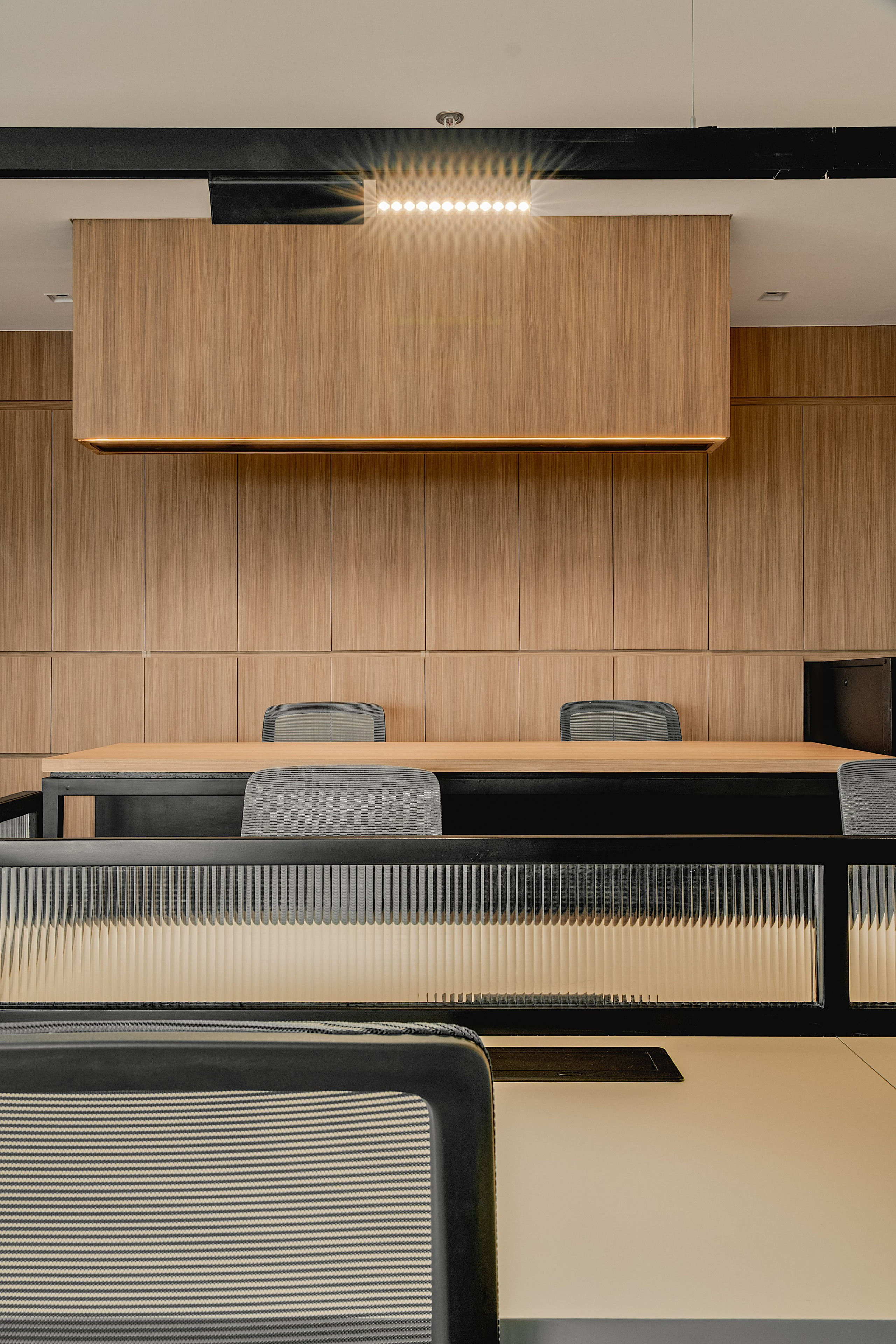 Office // Glaston Tower. Interior & Architectural Photographer Philippines | Argen Carlo Camaclang