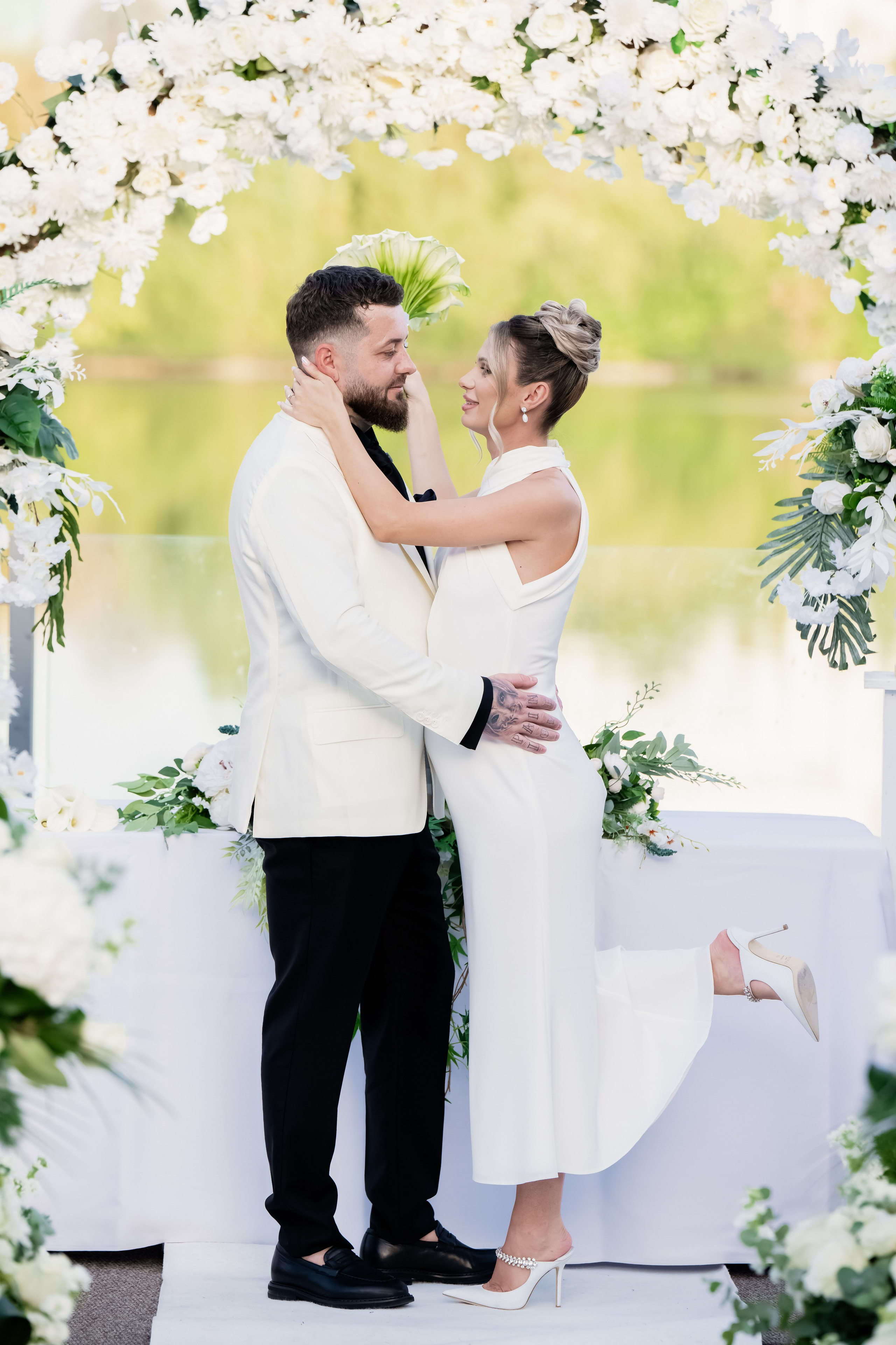 Nuntă Roxana & Laurențiu | Fotograf nuntă elegantă