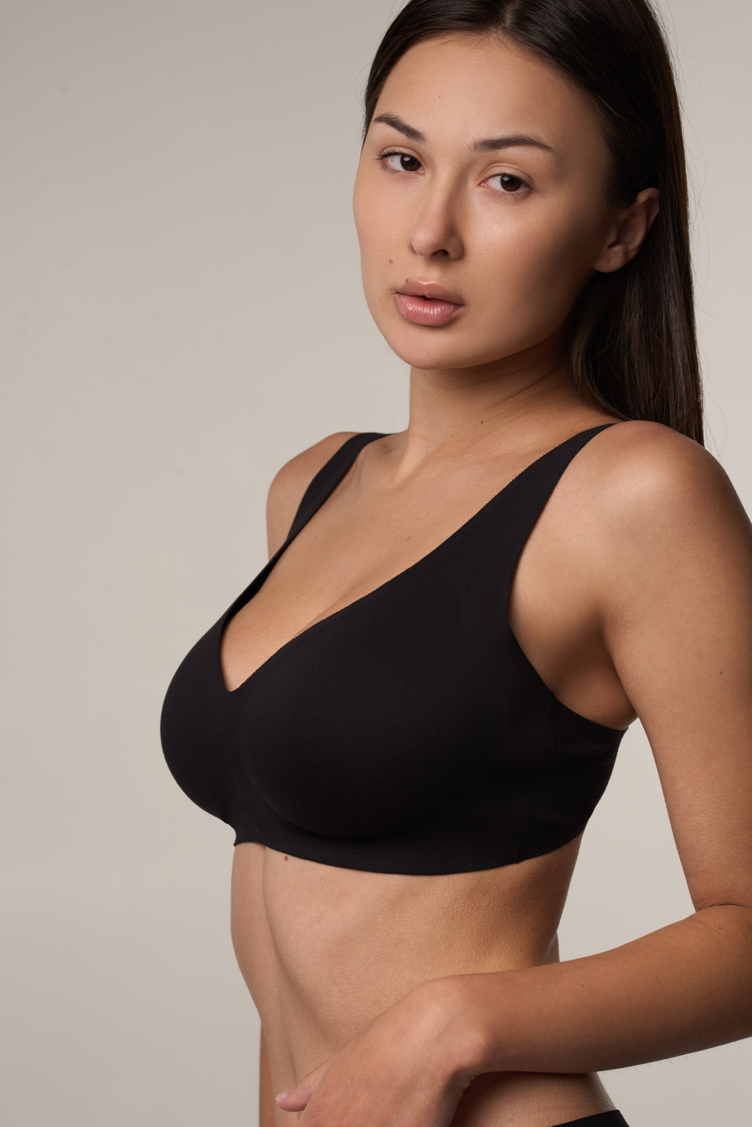 Sesja zdjęciowa dla marki Luna – bielizna i odzież | Katalog modowy. Portrait & Fashion Photographer | Сannes, Paris, Monaco, Dubai, Kyiv — - Alisa Postnykova