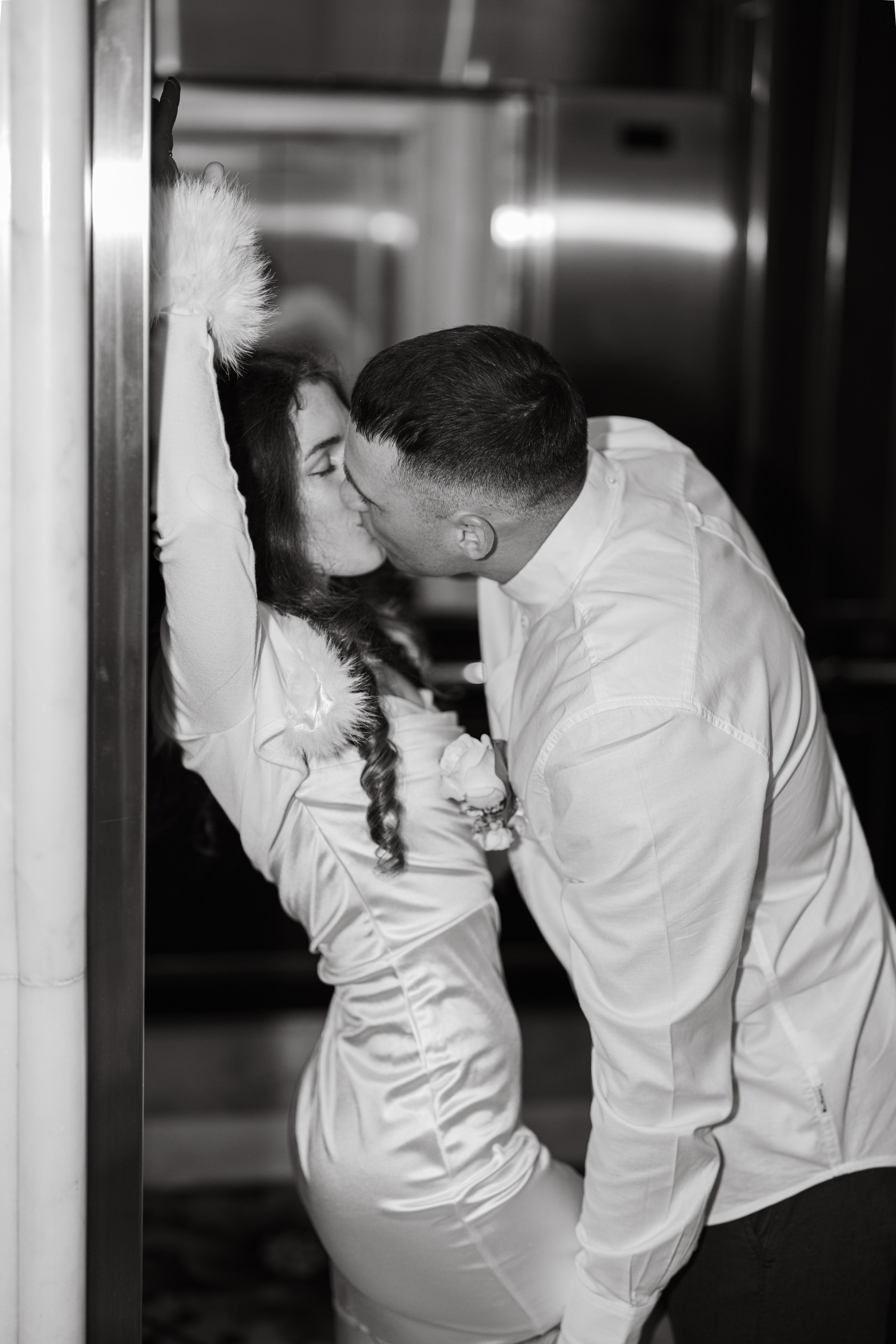 Nikita&Vika. Wedding & elopement photographer Viktoriya Kravtsov. Las Vegas