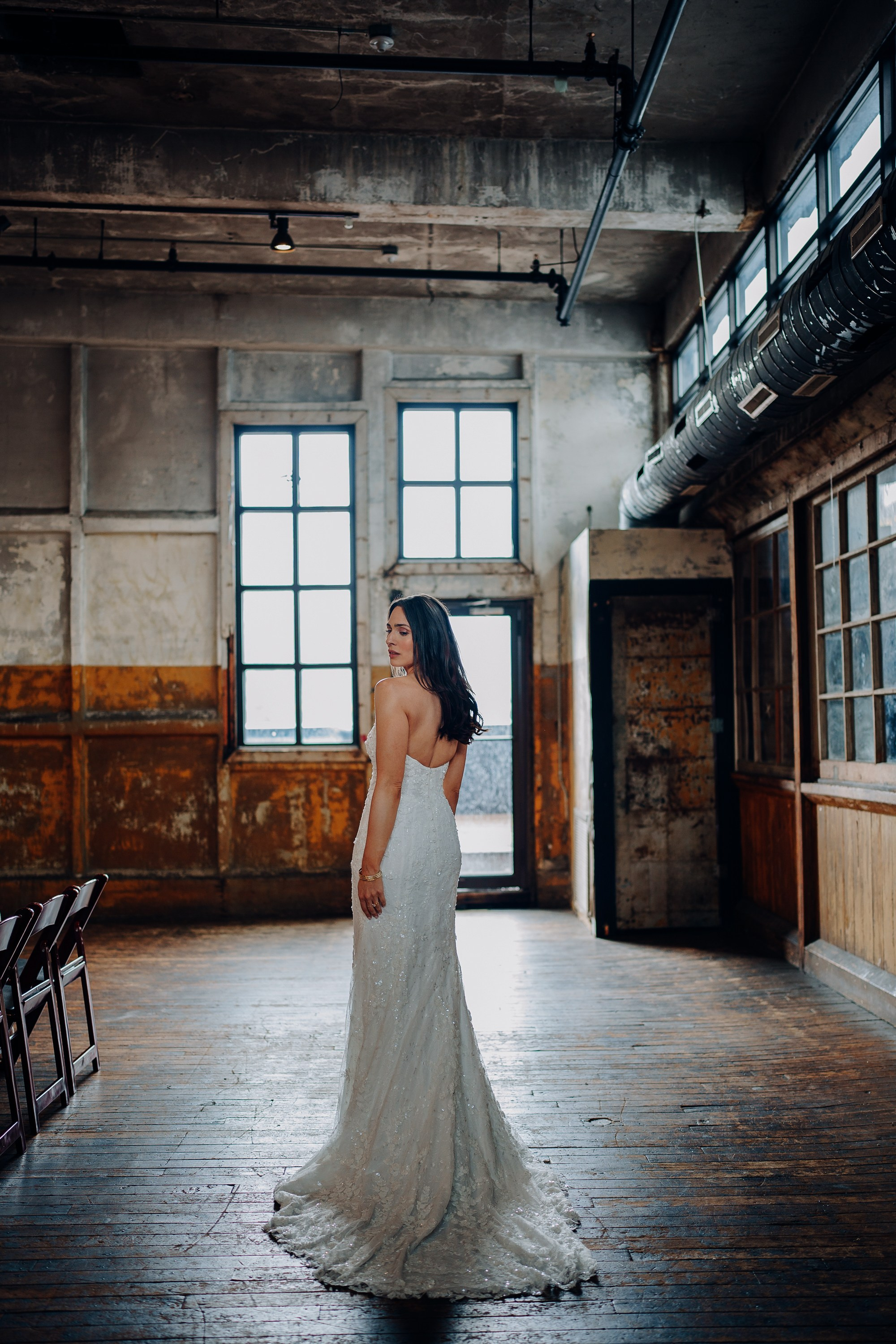 Wedding in the Greenpoint Loft. Portrait and wedding photographer in New York