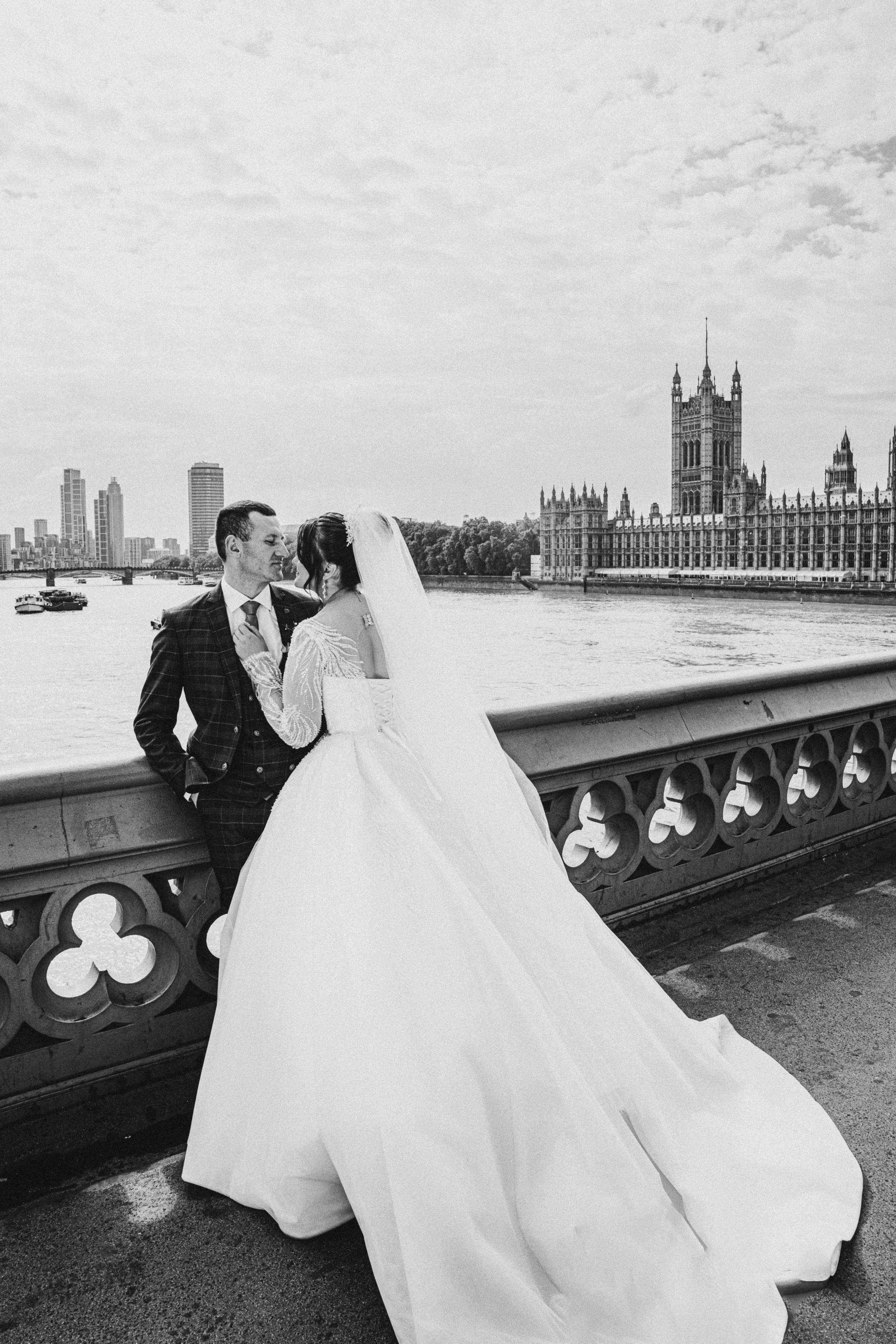 Dmytro & Yaroslava. Tonya Kyrylenko photographer in London