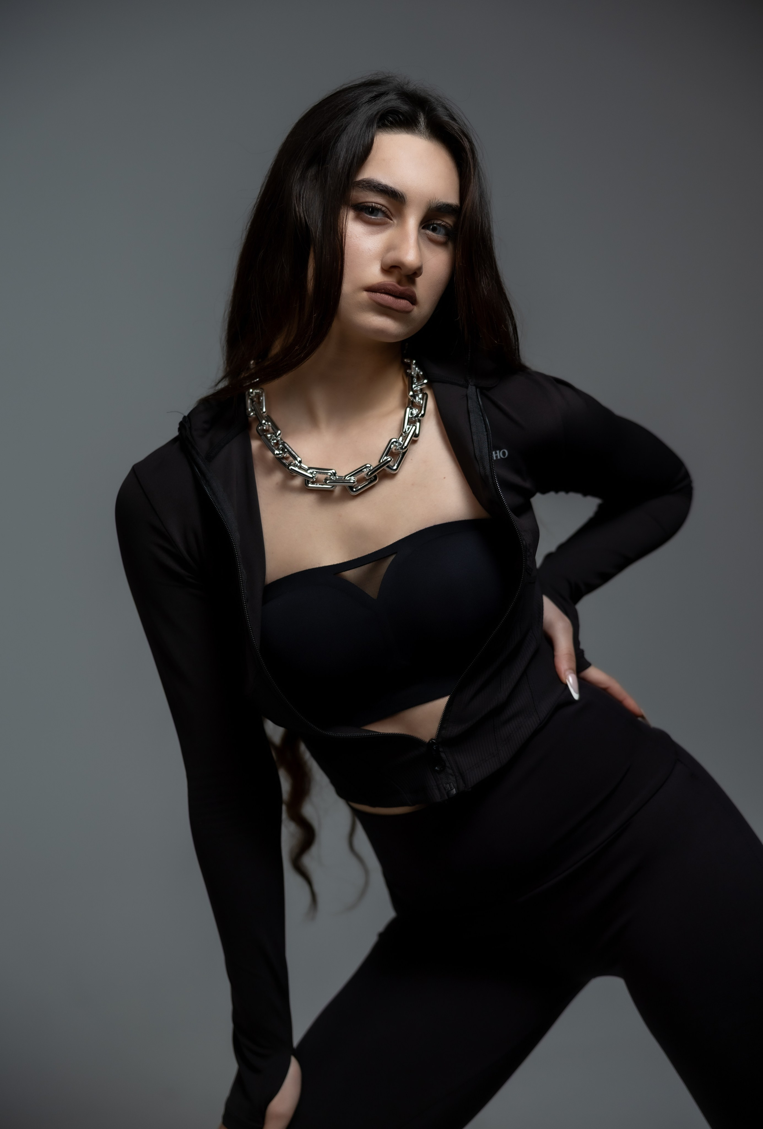 Ulfet. BIG Model Agency. “Dare to Be Famous”