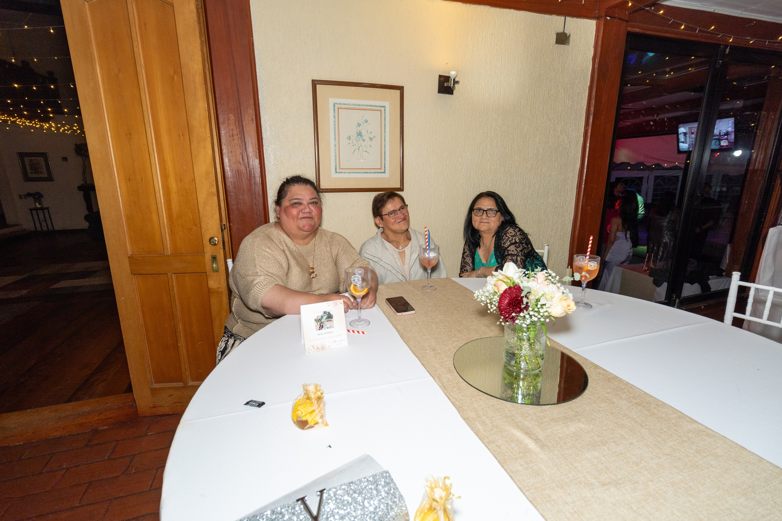 Katherin y Daniel. Dinka & Emilio - El arte de preservar lo que no se repite