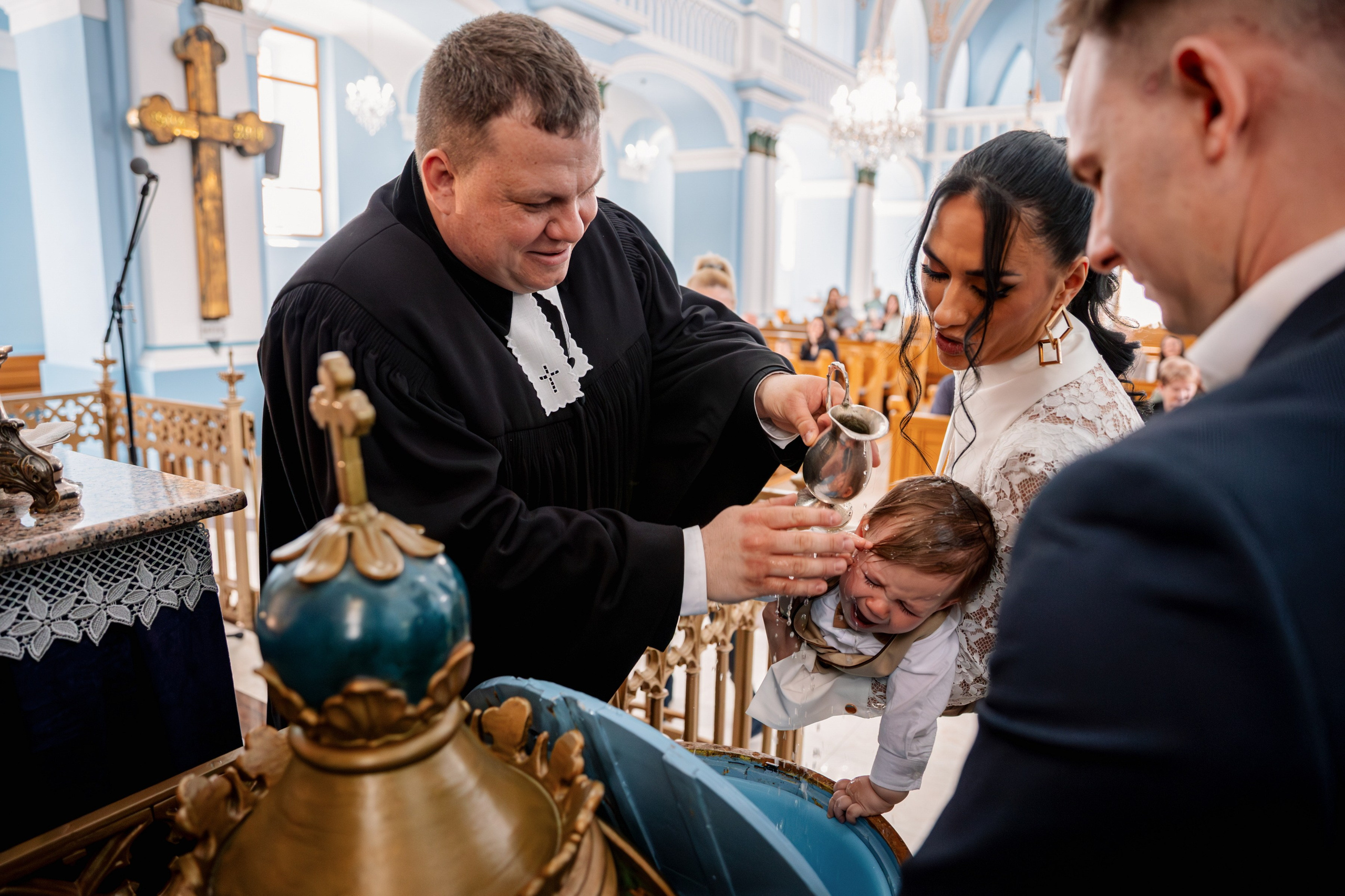 FOTOGRAFISANJE KRŠTENJA. Fotografi iz Backog Petrovca David i Andrea Stojanovic