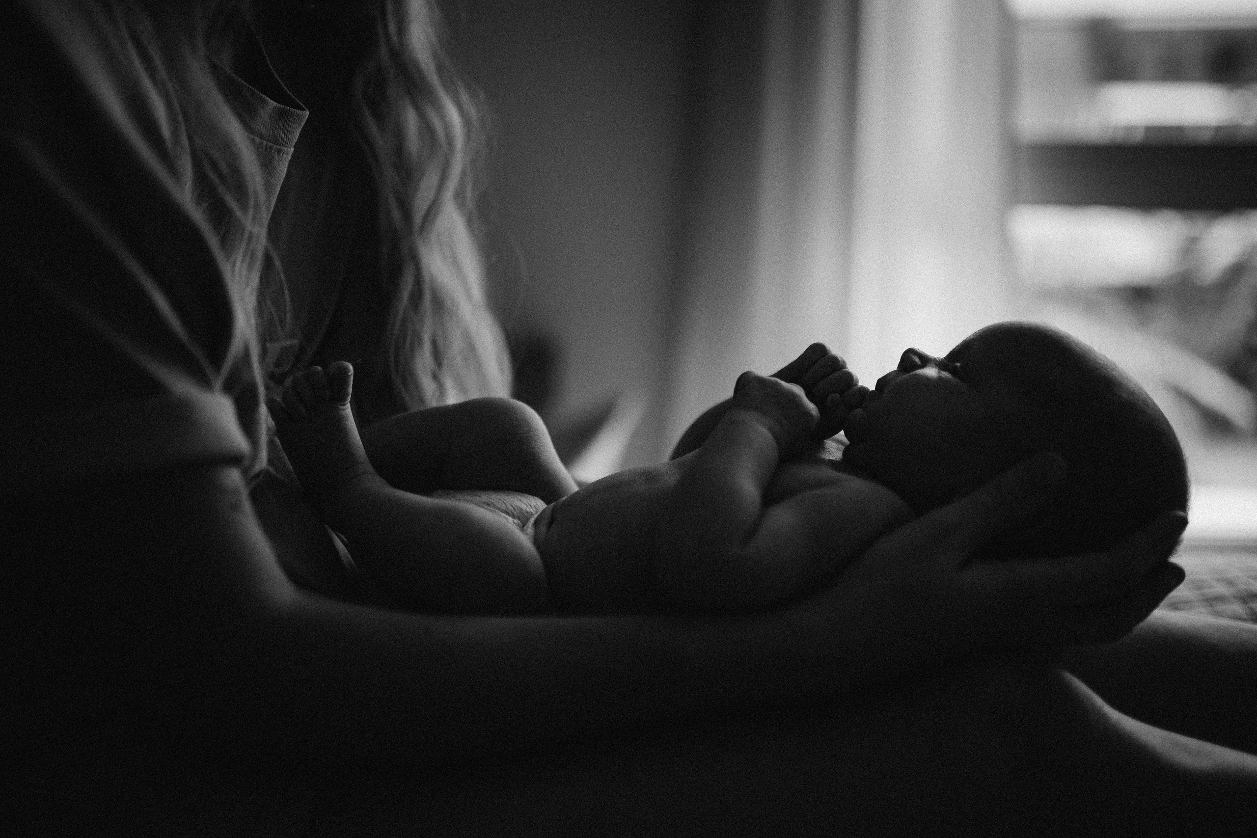 Gentle waves of family Love. Fotografa documental de familia e nascimento em Florianópolis SC Daria Ermolaev