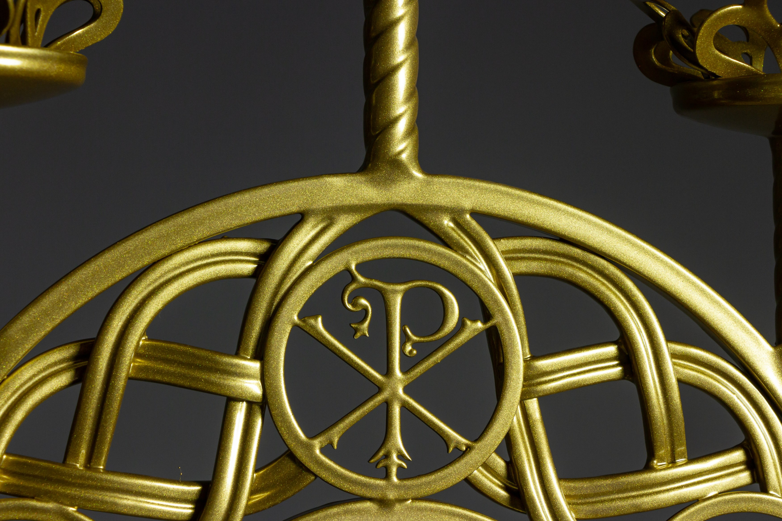 Алтарный семисвечник. Скульптор кузнец Мария Тарлецкая