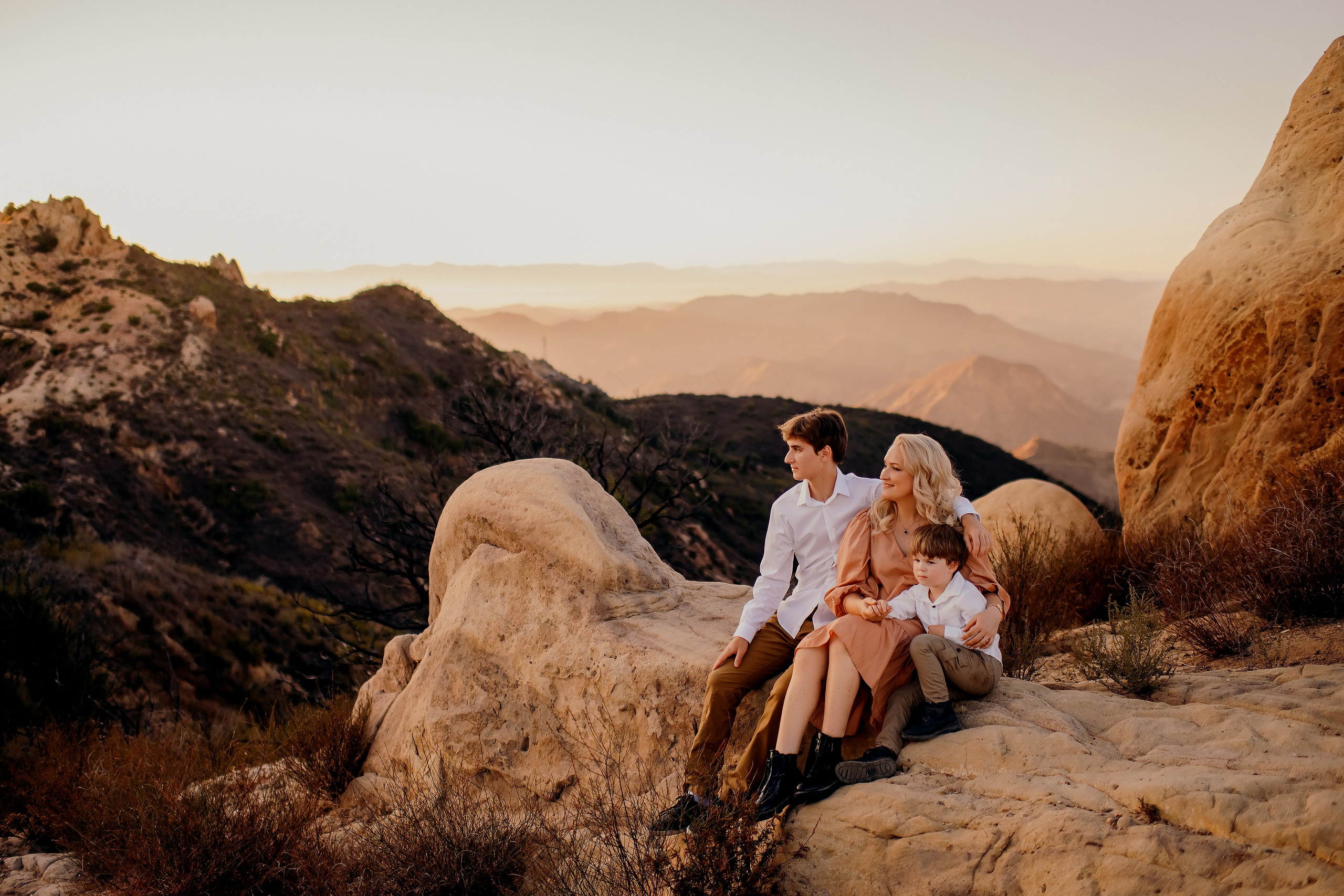 Family photo shoot. Photographer. Wedding, maternity and family photographer in Charlotte Tasha Minn