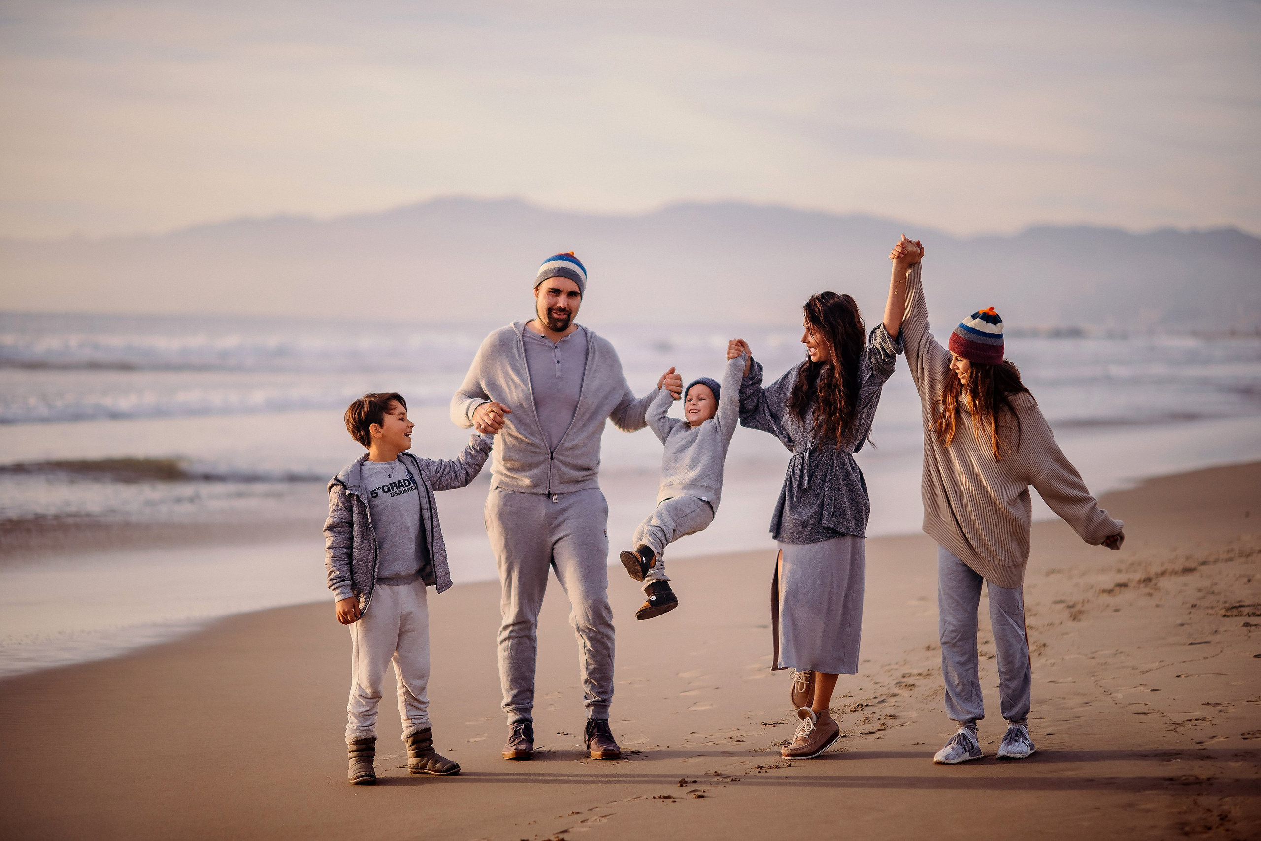 Family photo shoot. Photographer. Wedding, maternity and family photographer in Charlotte Tasha Minn