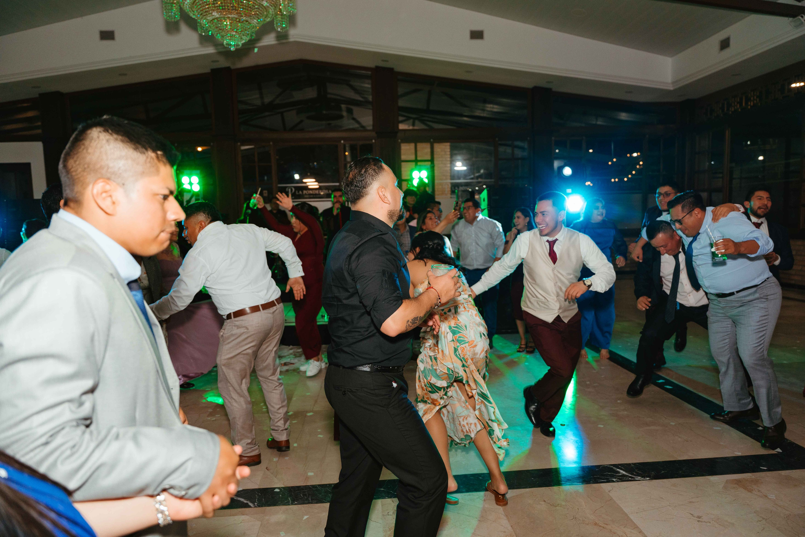 Karol y Jairon. Fotógrafo de bodas en Loja Ecuador | Piero Alvarez PH